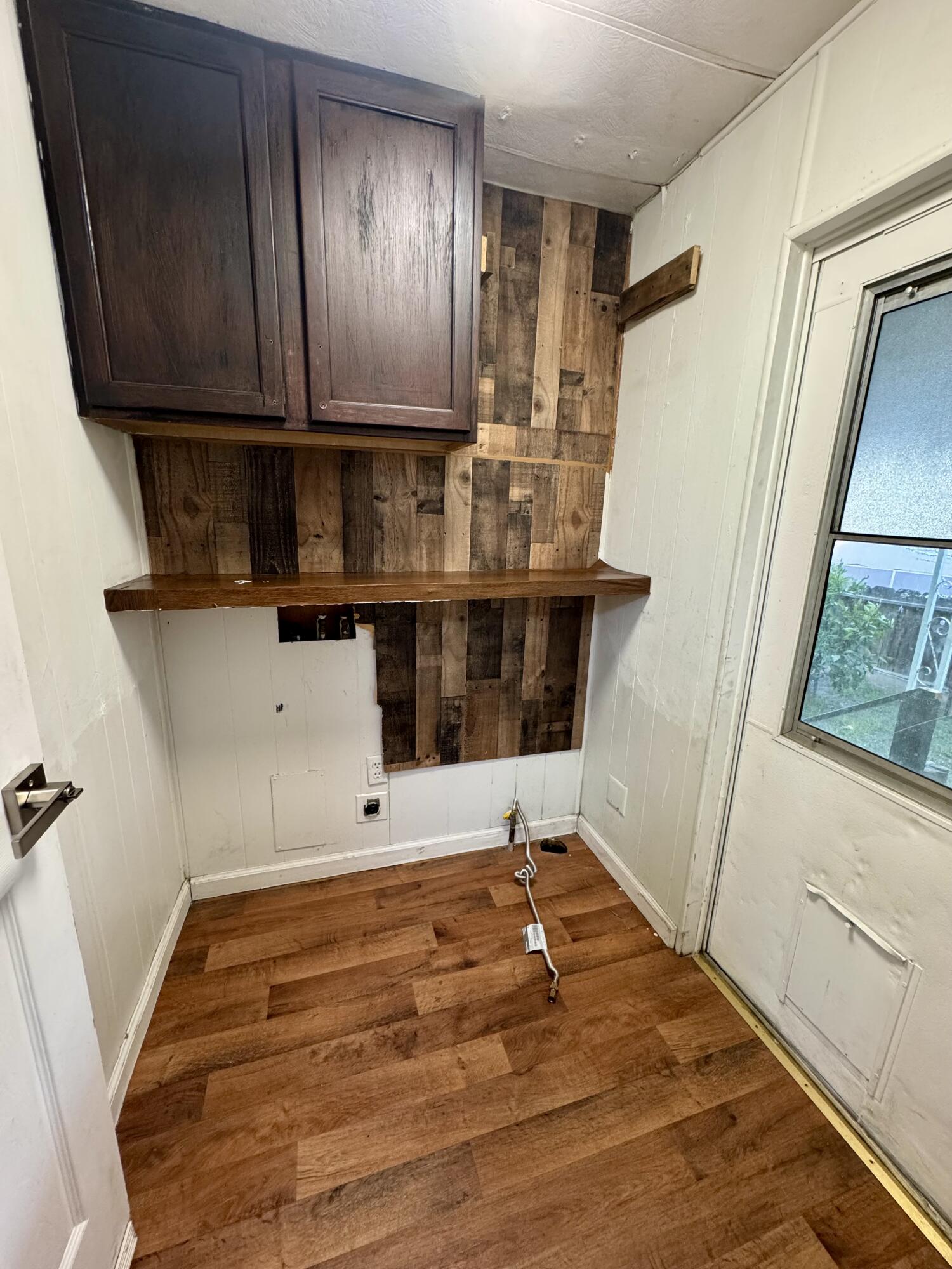 2301 S Divisadero Street, 98