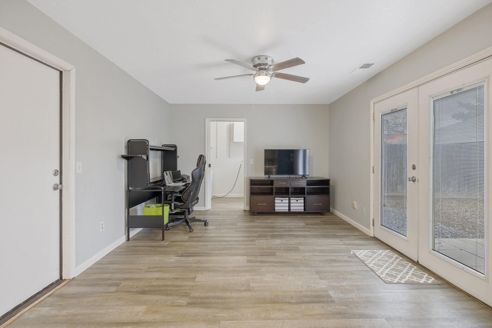 2328 W Packwood Drive
