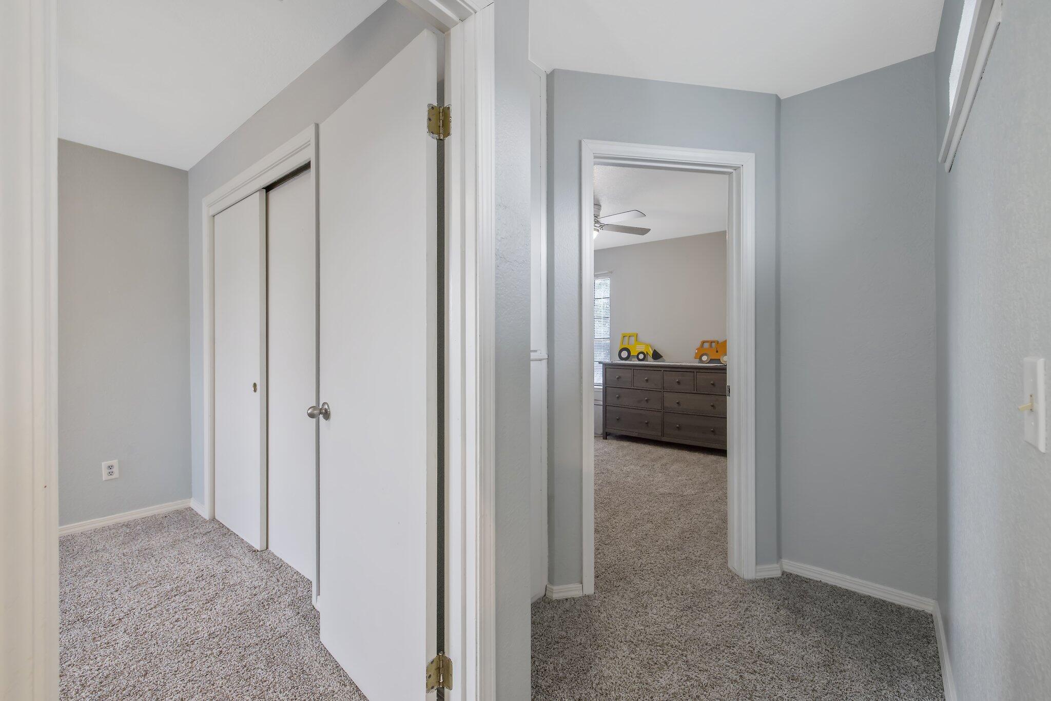 2328 W Packwood Drive