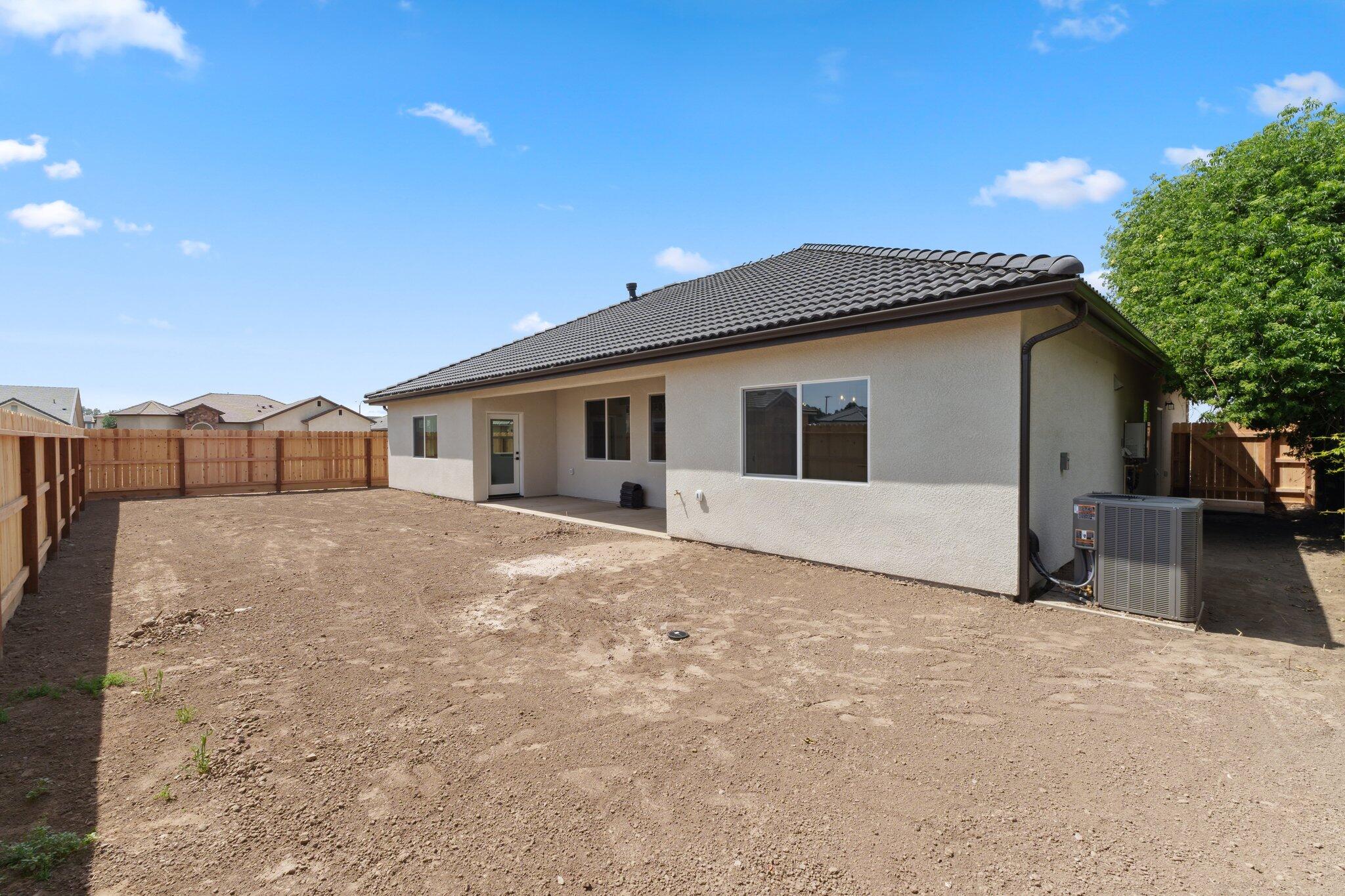 4248 S Chatham Street