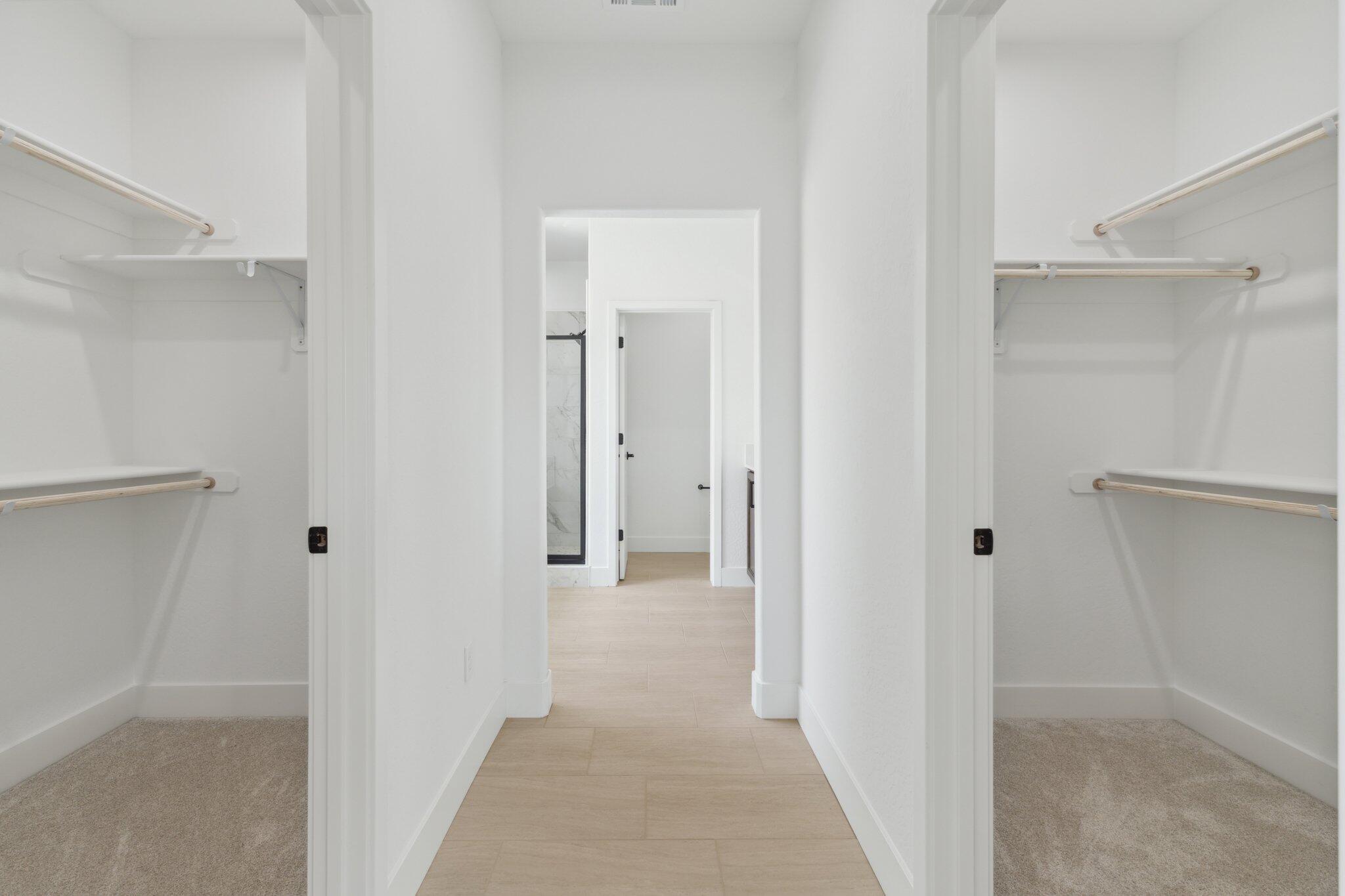 4248 S Chatham Street