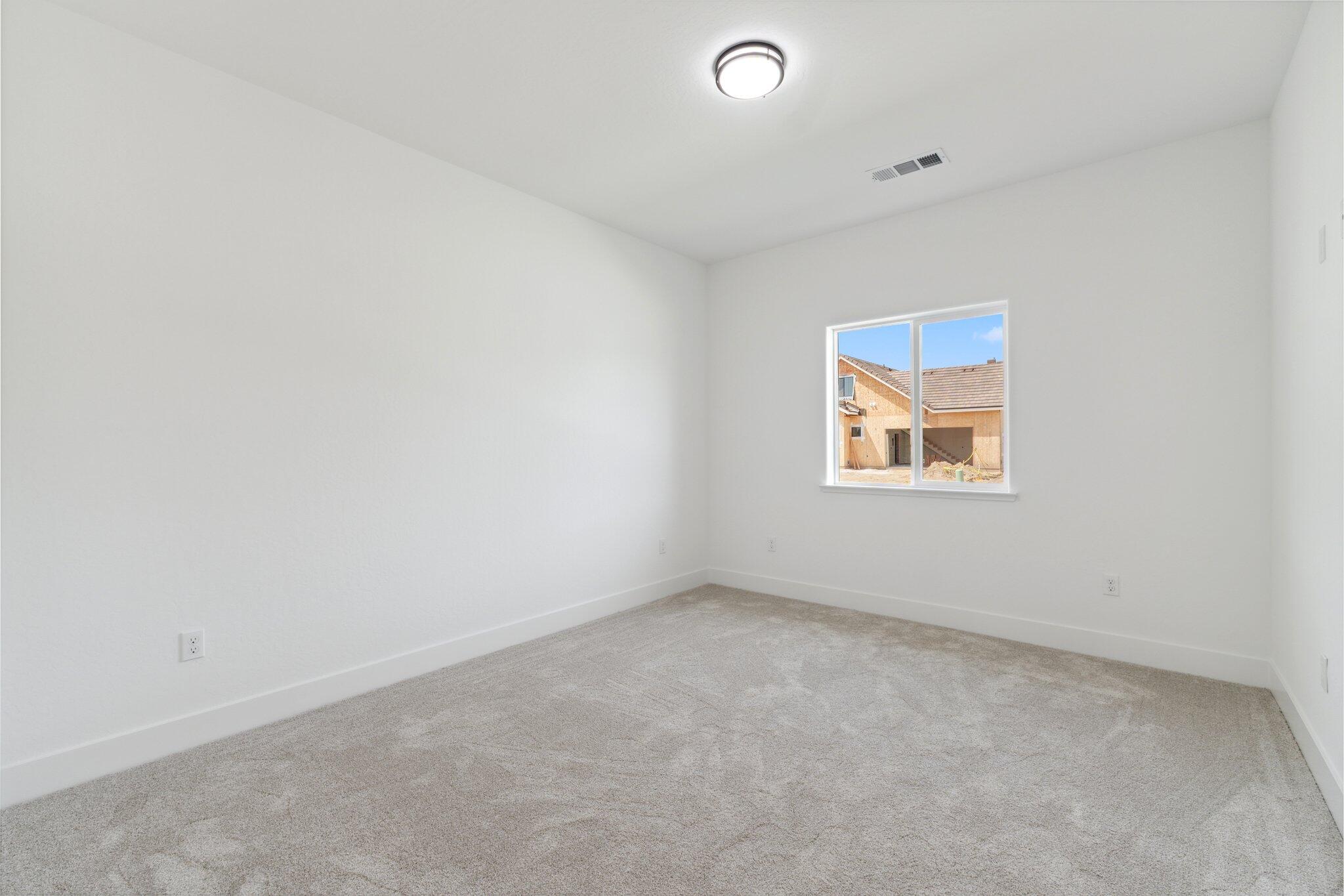 4248 S Chatham Street