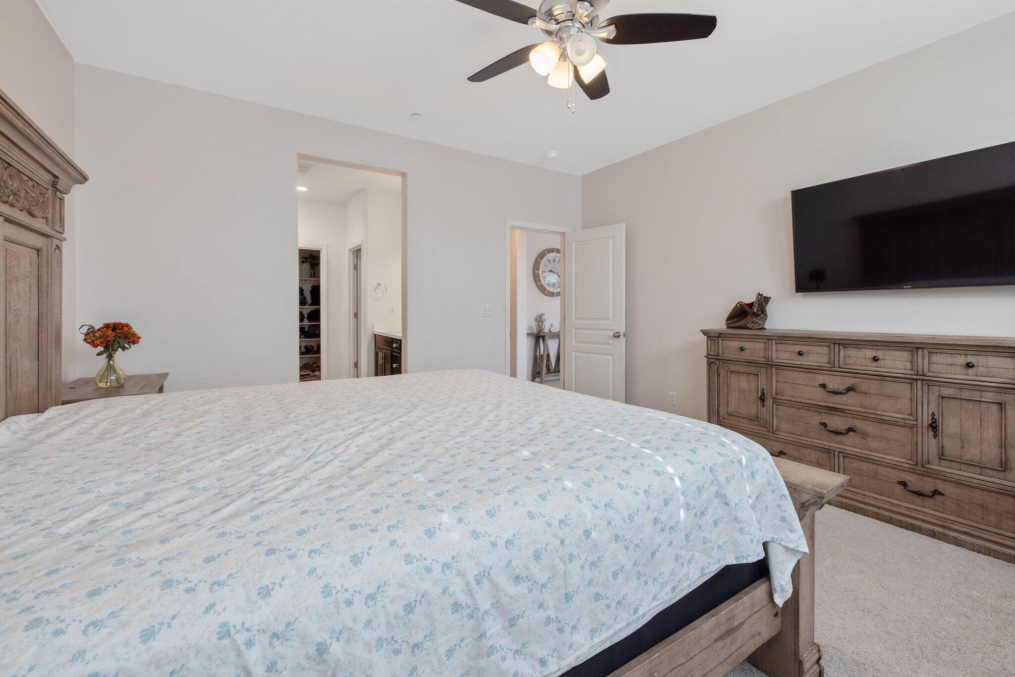 1066 Jade Way