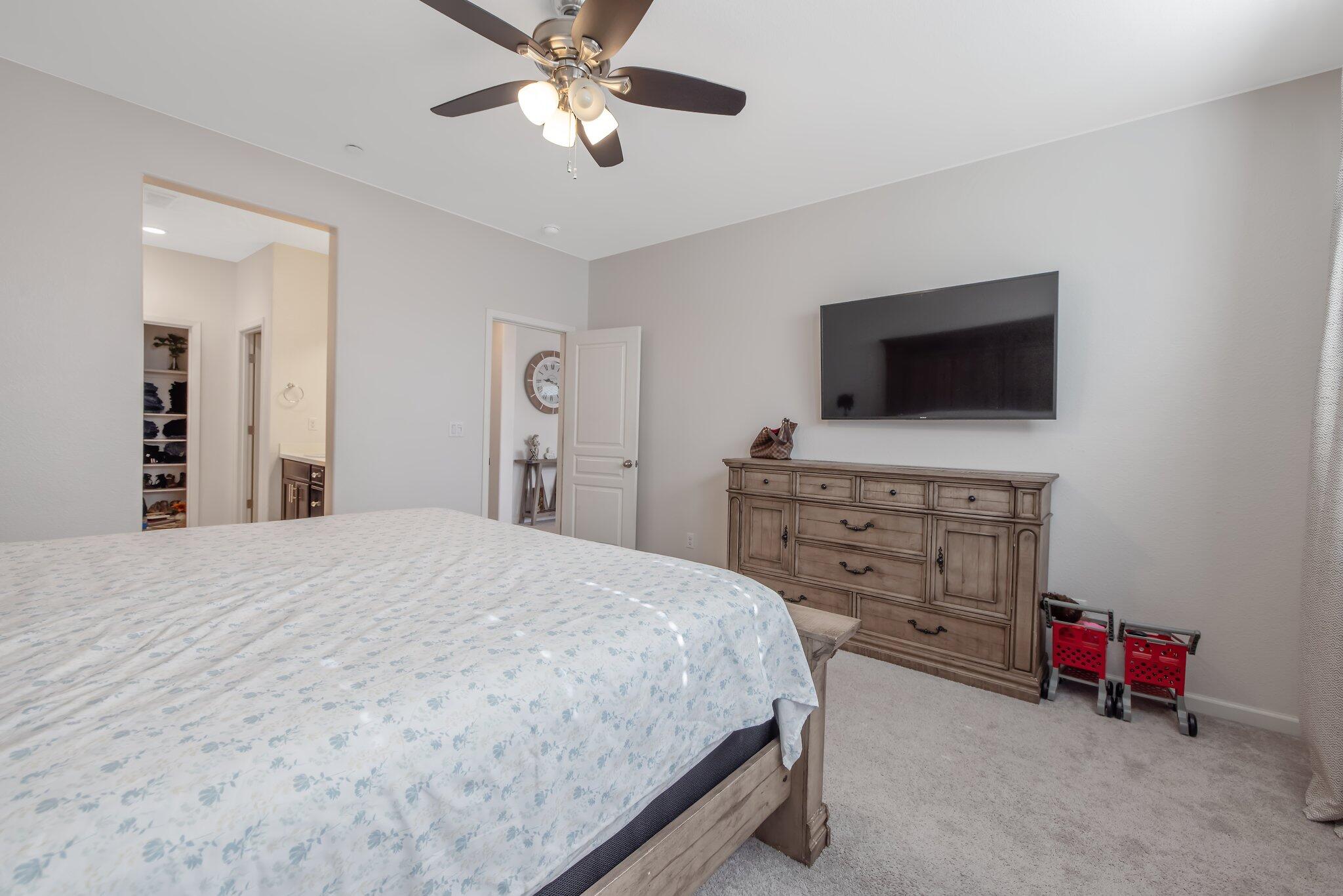1066 Jade Way