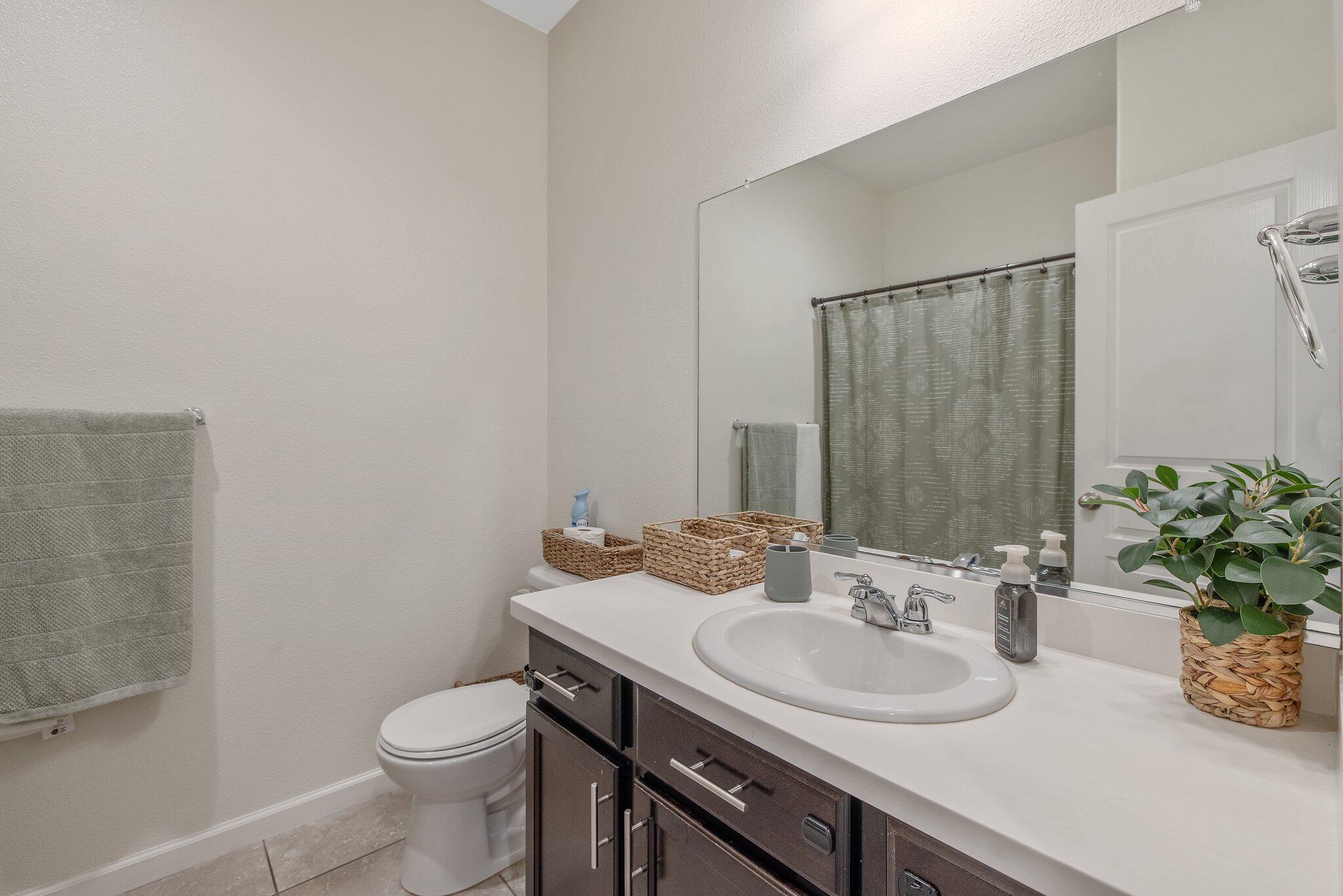 1066 Jade Way