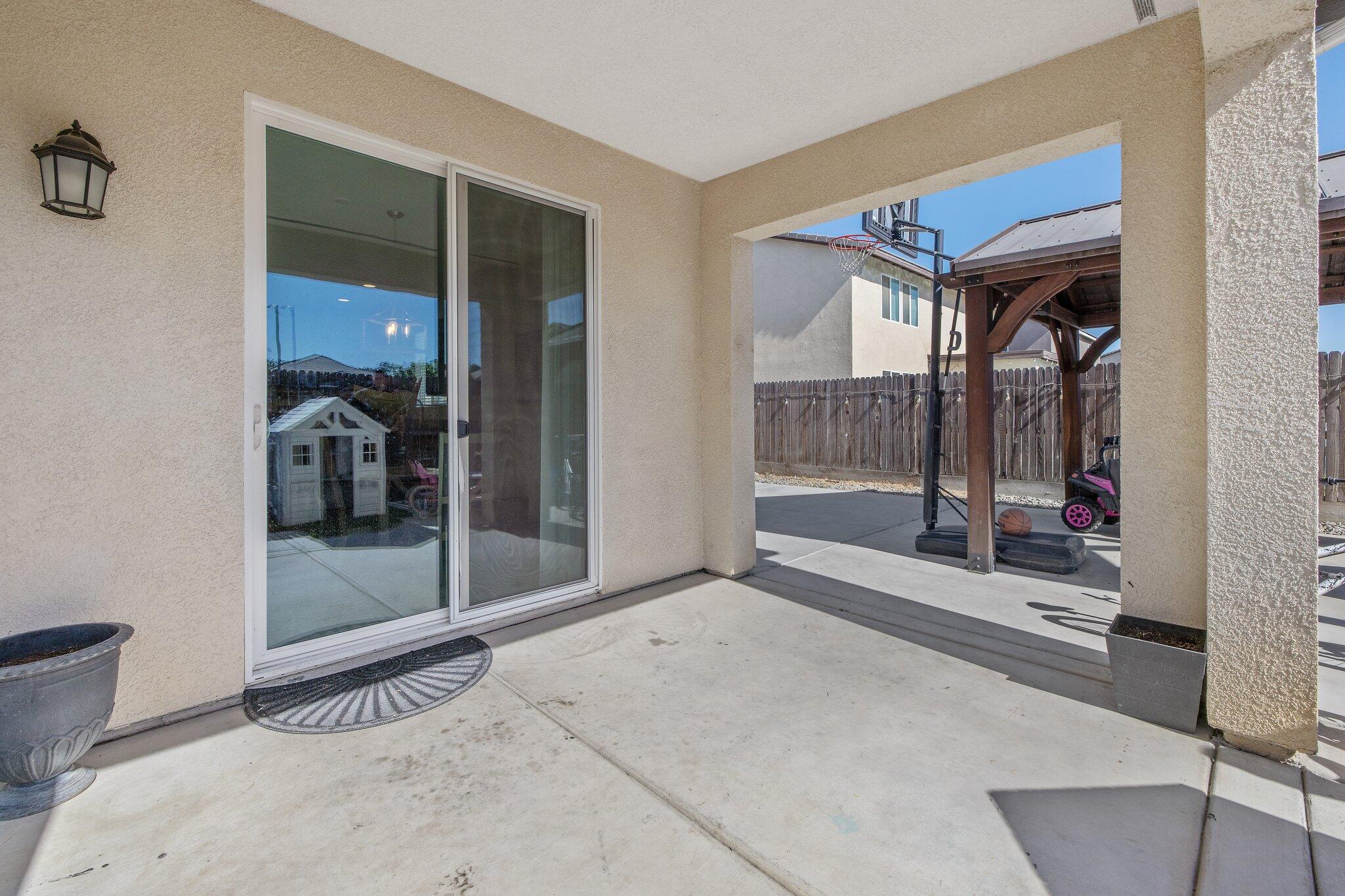 1066 Jade Way