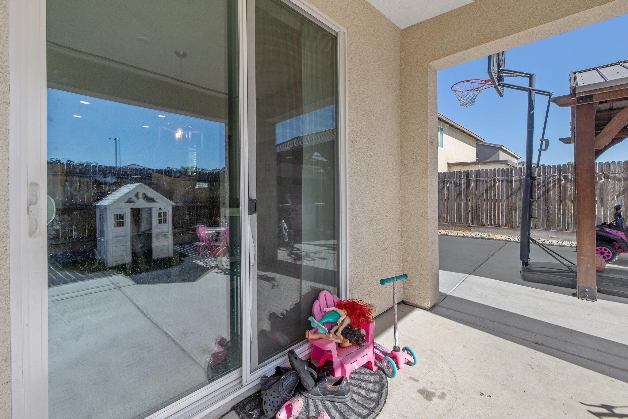 1066 Jade Way