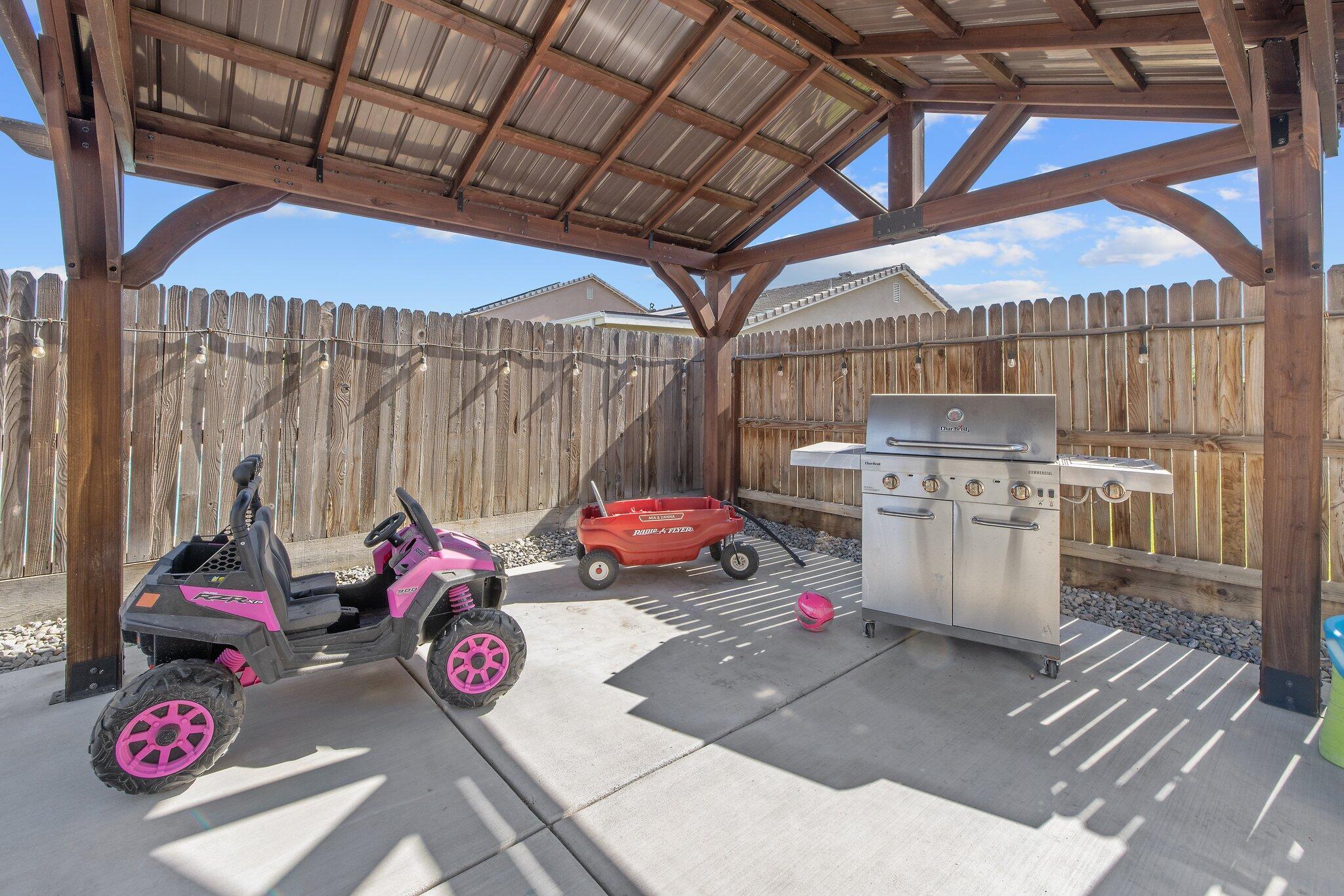 1066 Jade Way