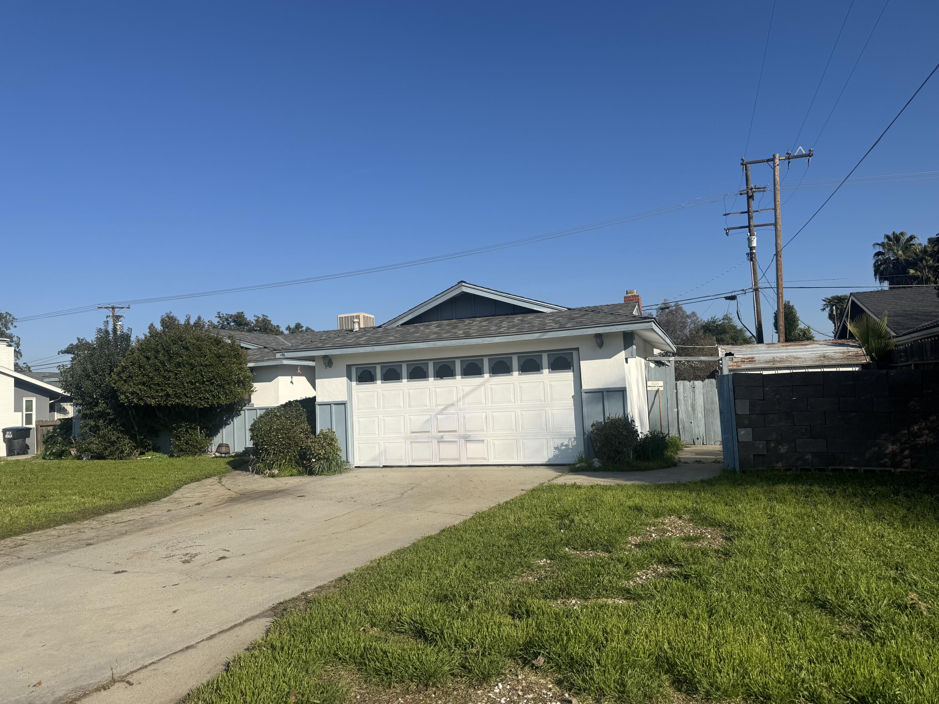 2546 S Woodland Street