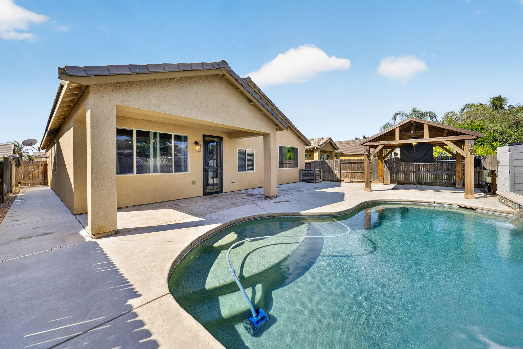 3602 W Sweet