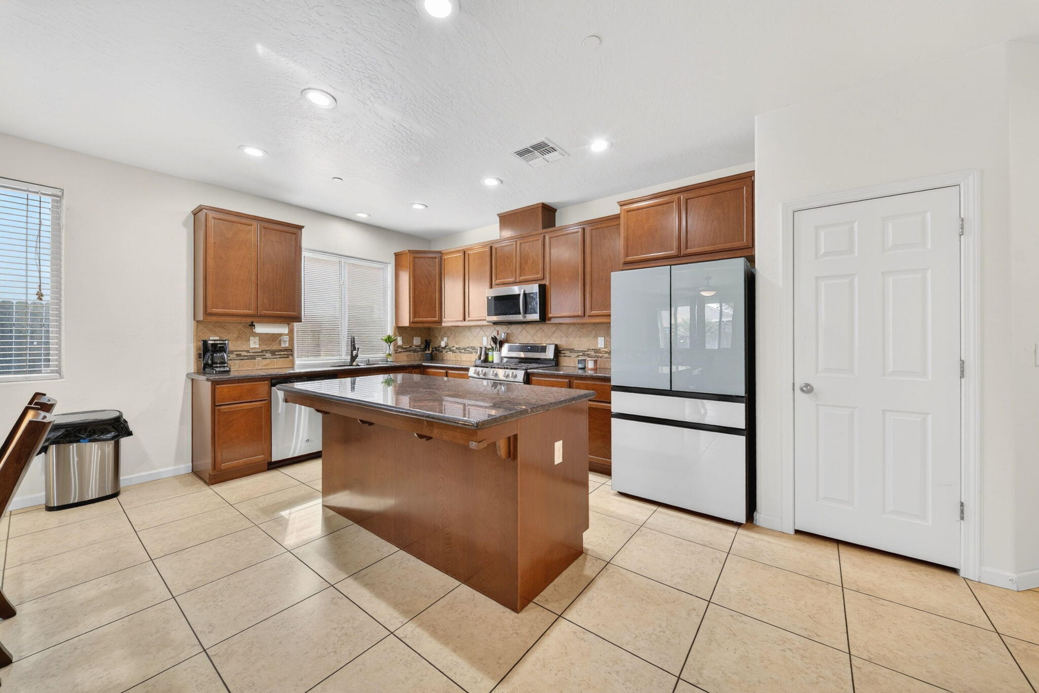 3602 W Sweet