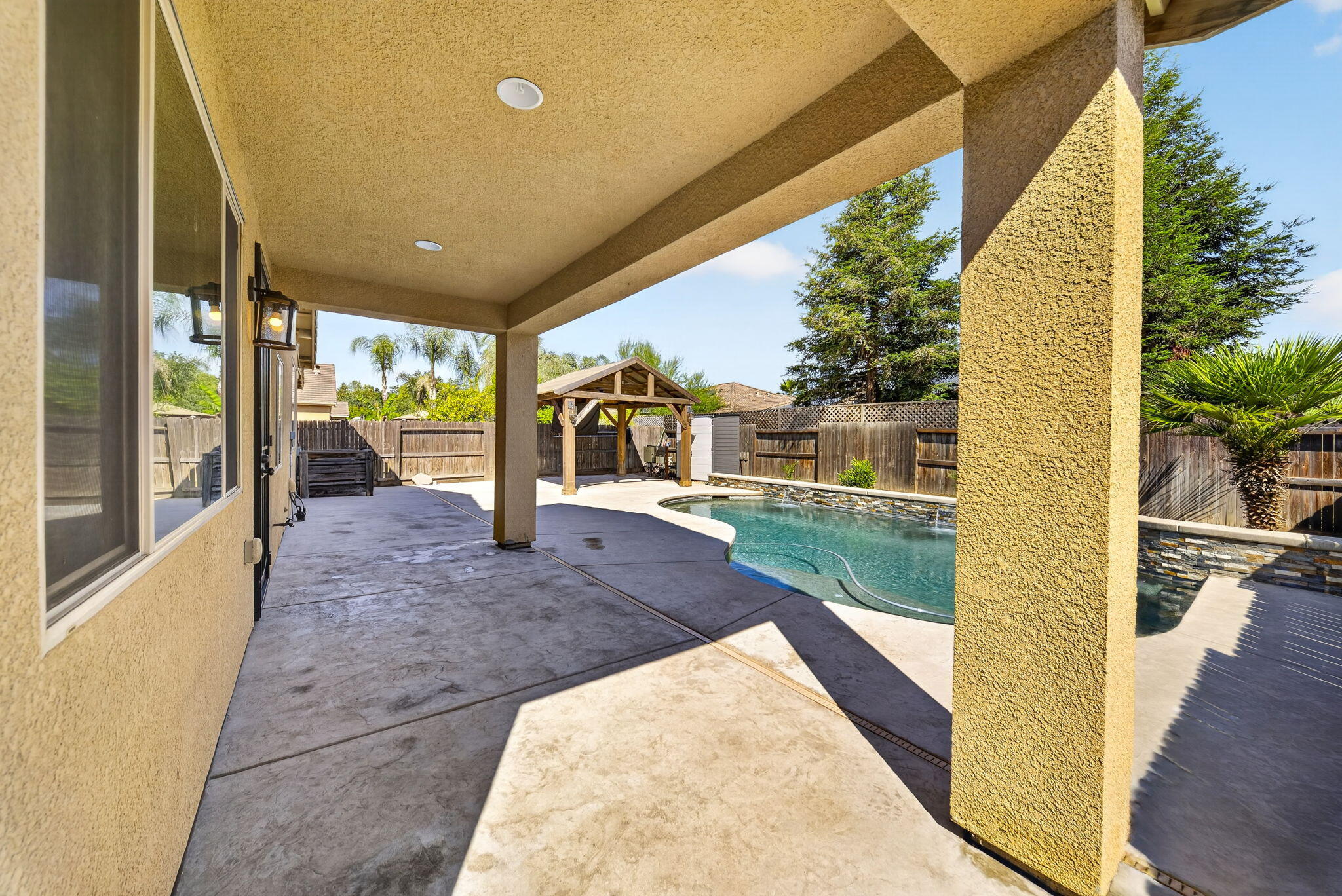 3602 W Sweet