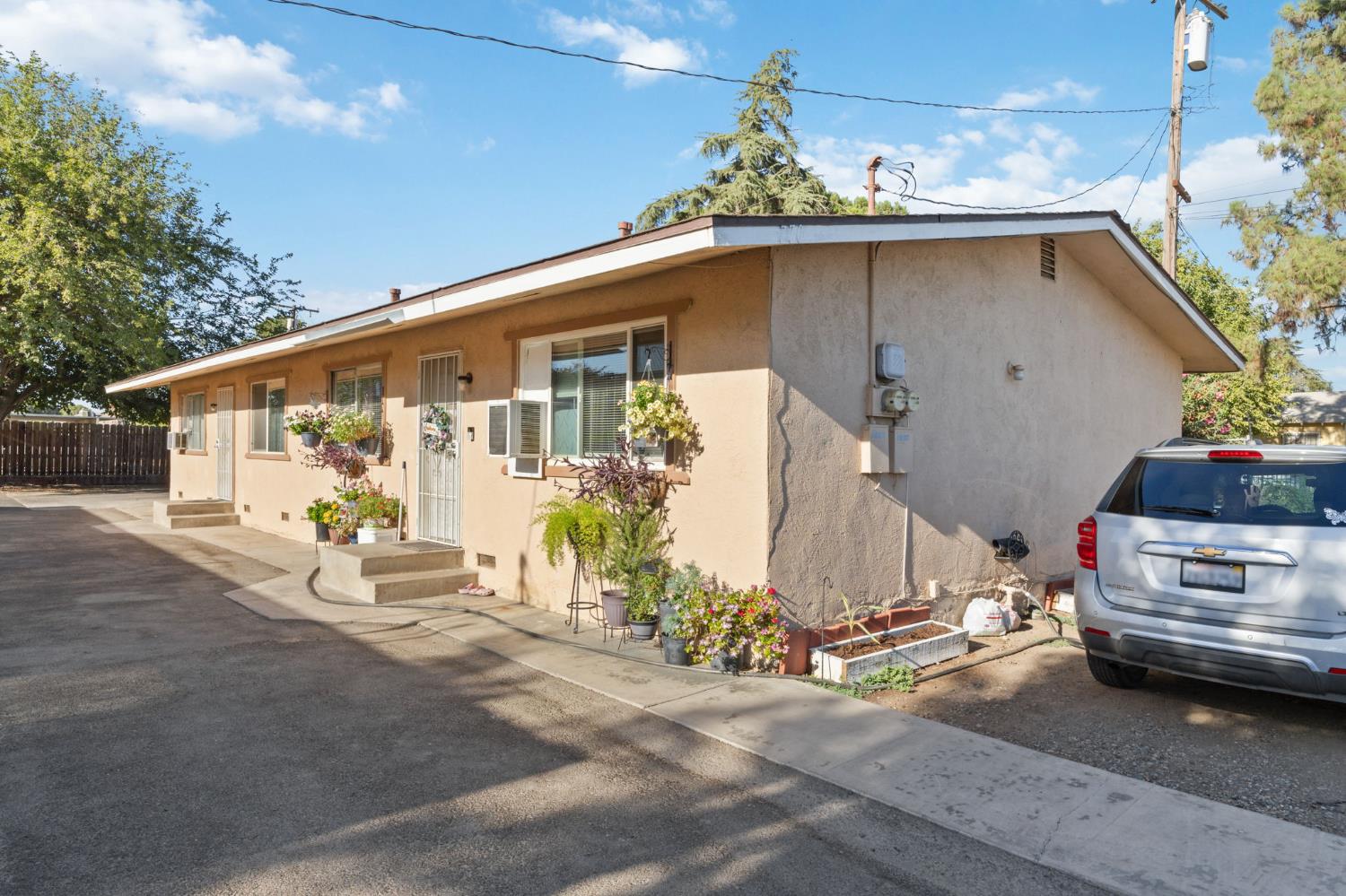 770 W Pleasant Avenue