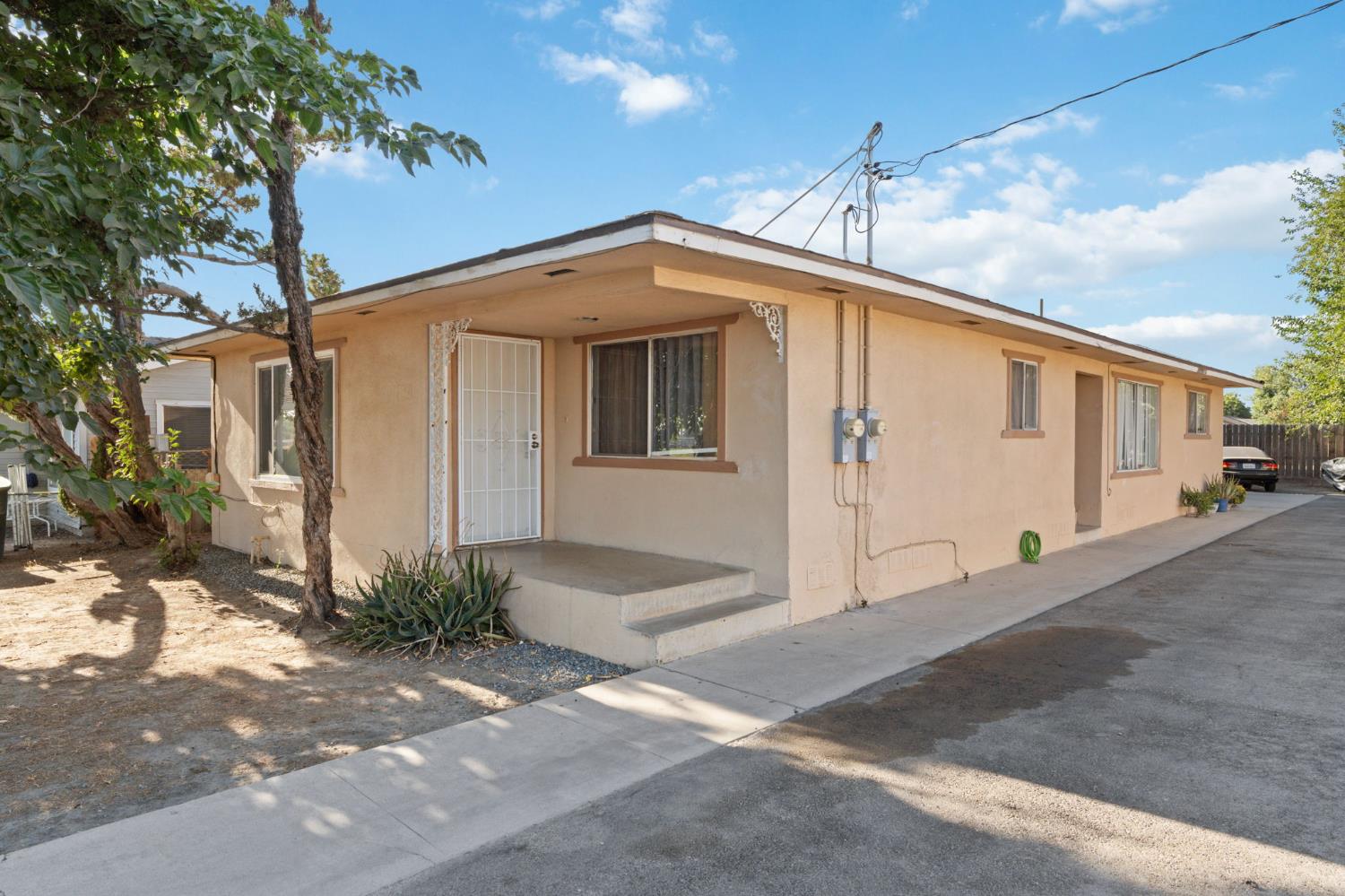 770 W Pleasant Avenue