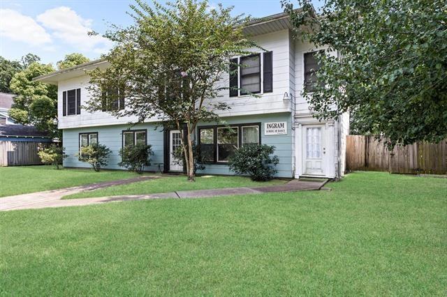 1307 W Cypress Avenue