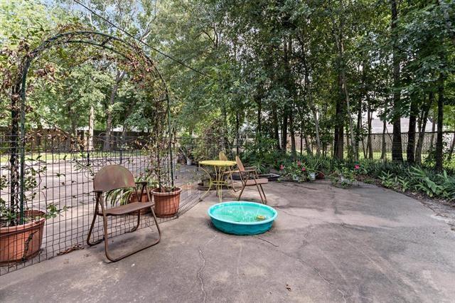 1307 W Cypress Avenue