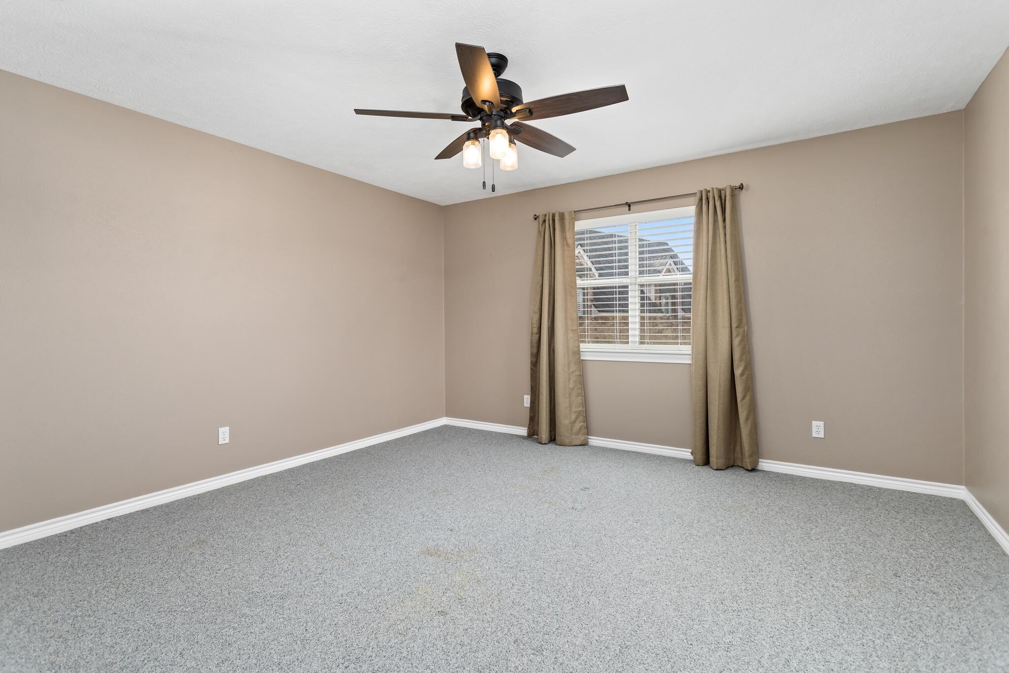 302 Waterwood Dr