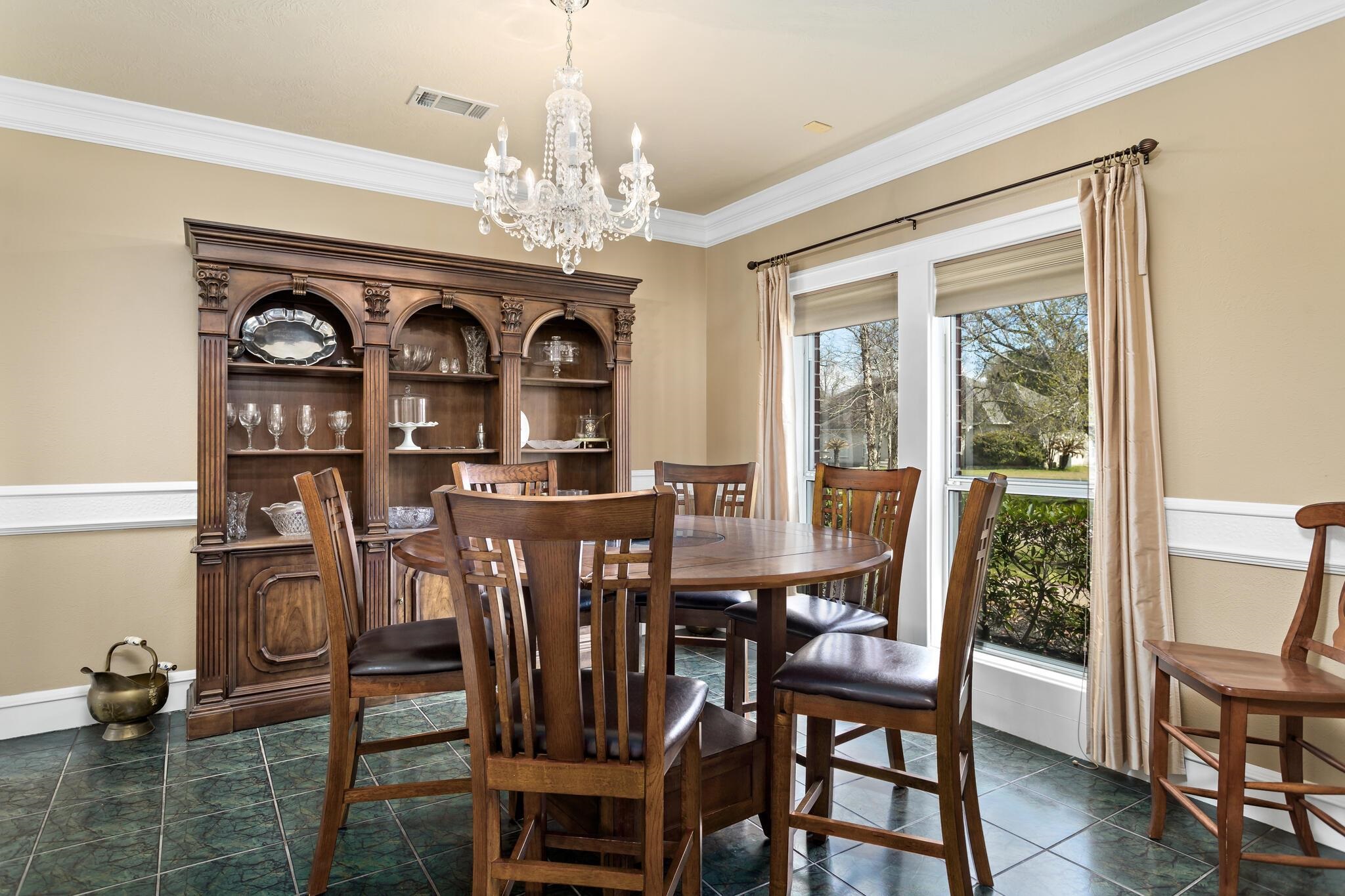 302 Waterwood Dr