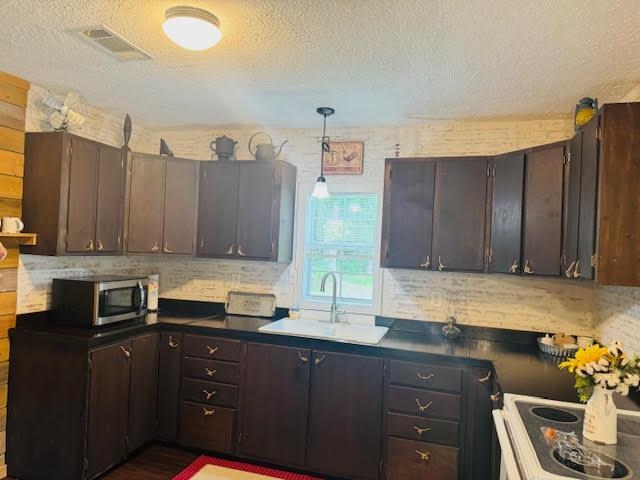 8963 Lonesome Pine Ln