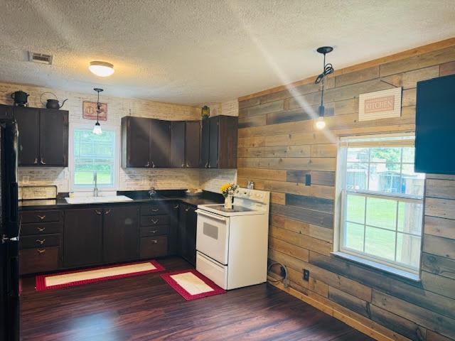 8963 Lonesome Pine Ln