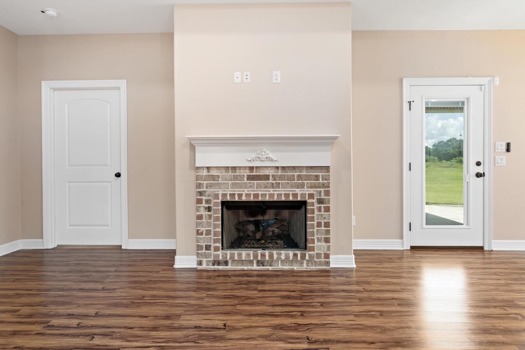 4403 Persimmon Circle