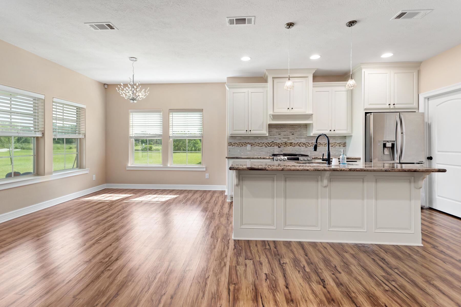 4403 Persimmon Circle