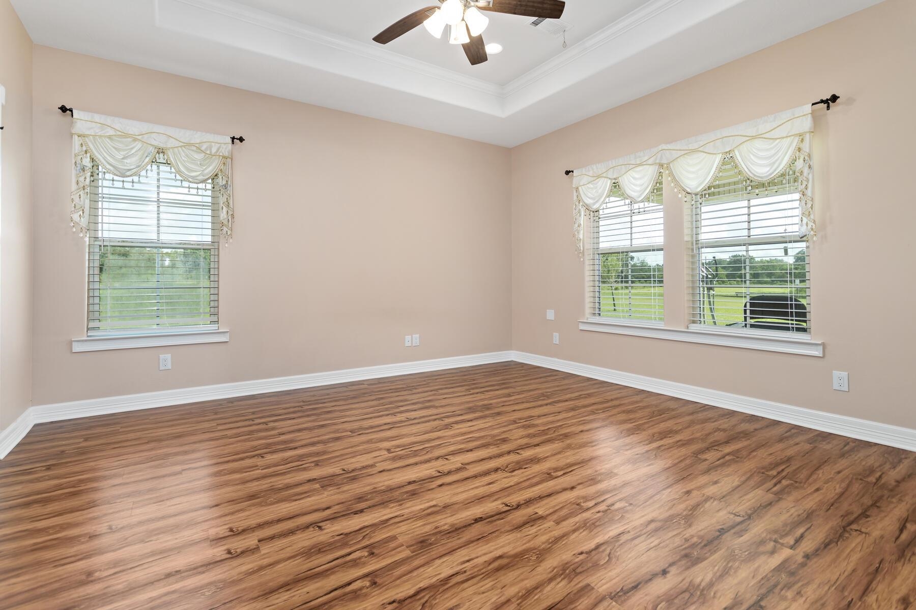 4403 Persimmon Circle