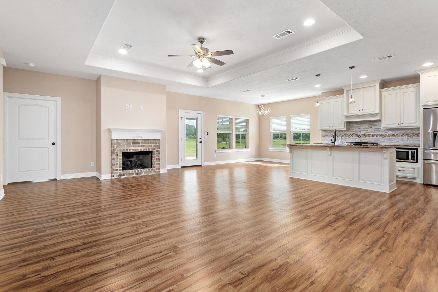 4403 Persimmon Circle