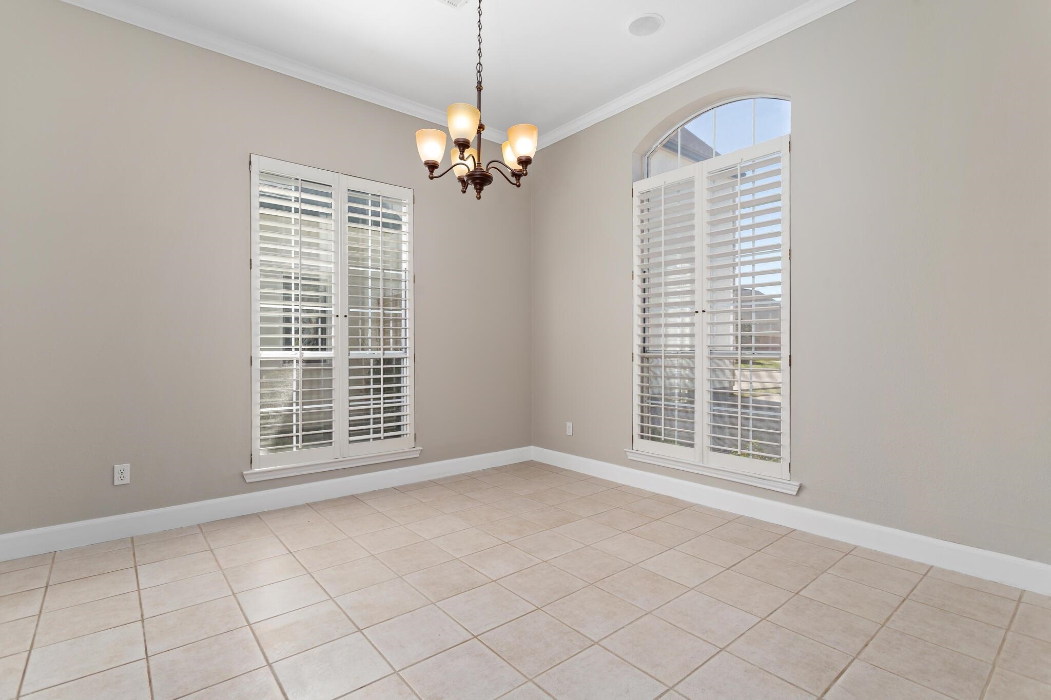 6355 Chasse Gardens