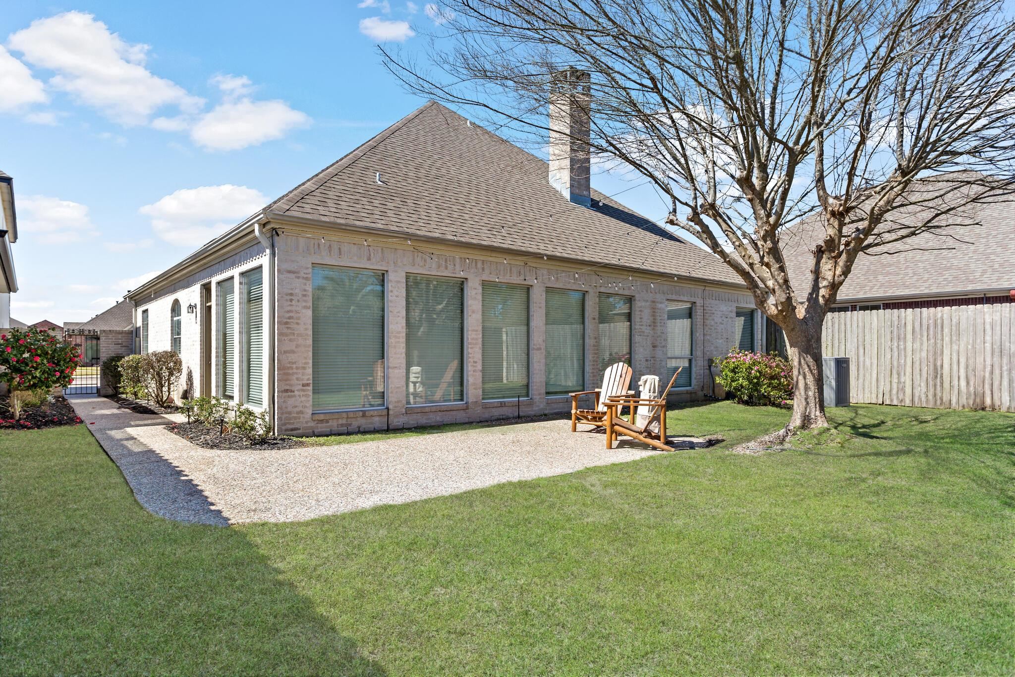 6355 Chasse Gardens