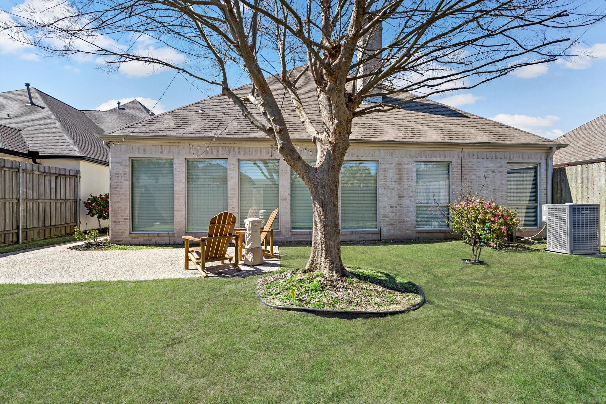 6355 Chasse Gardens