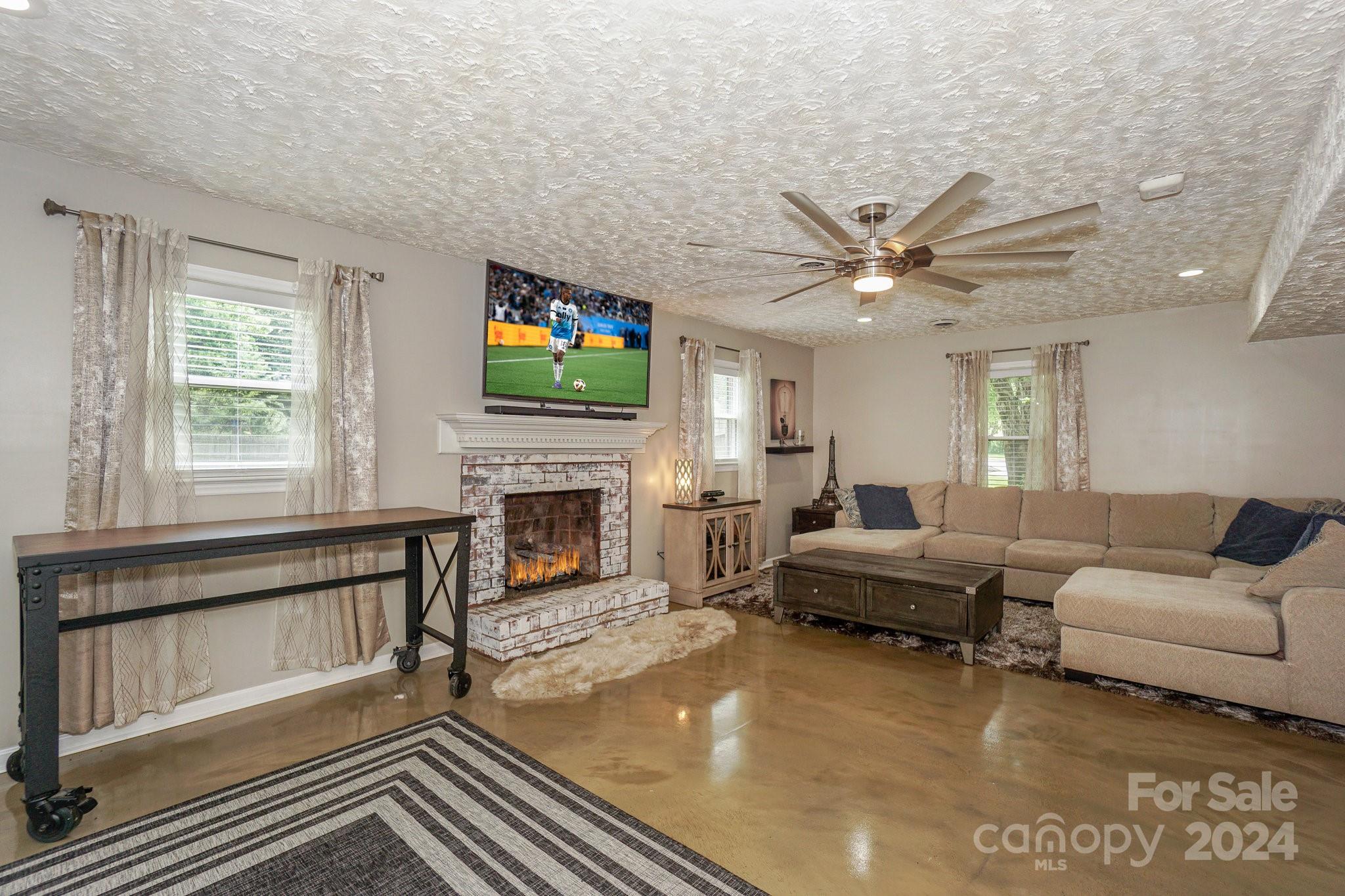 853 Wendover Road
