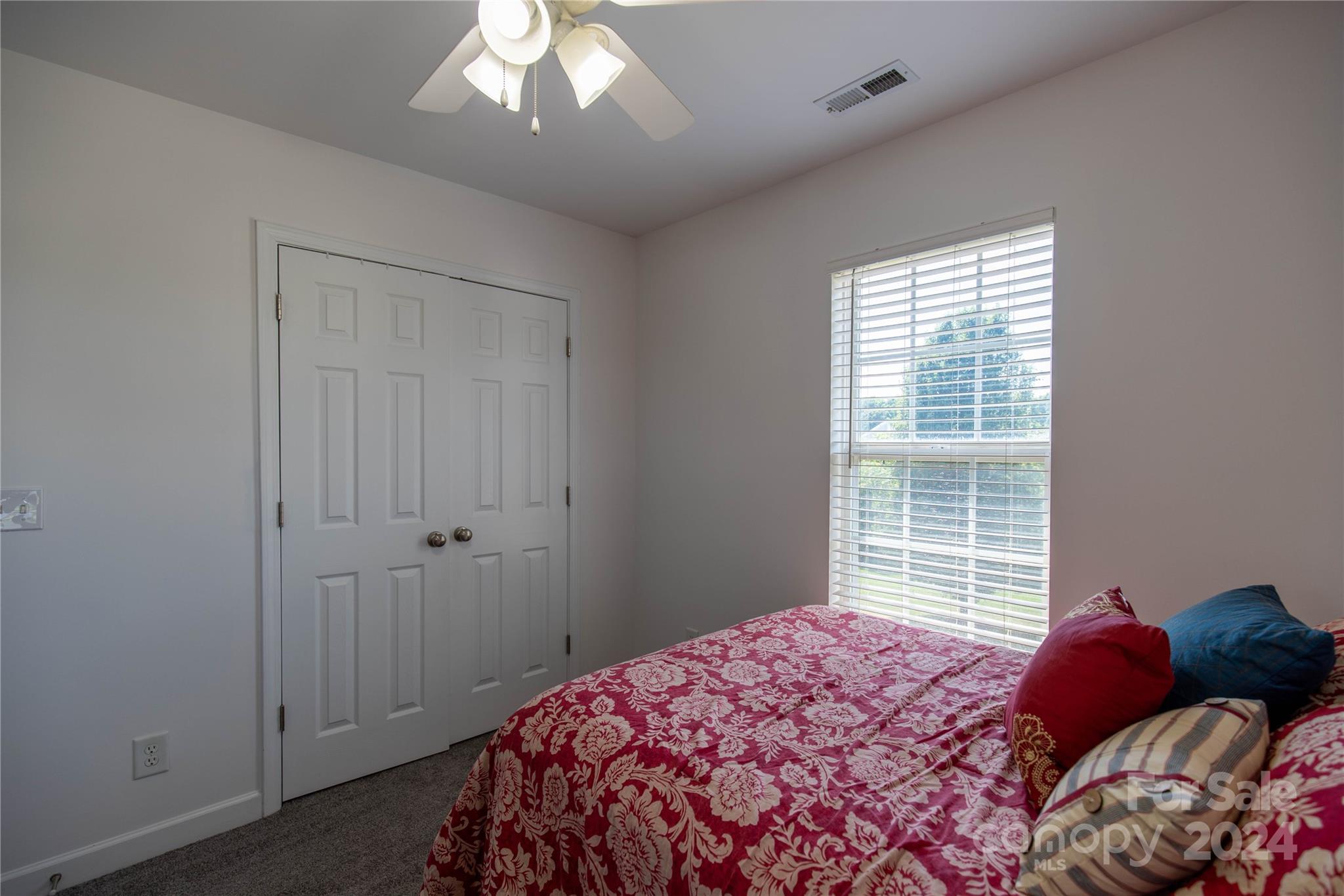 118 Midglen Court