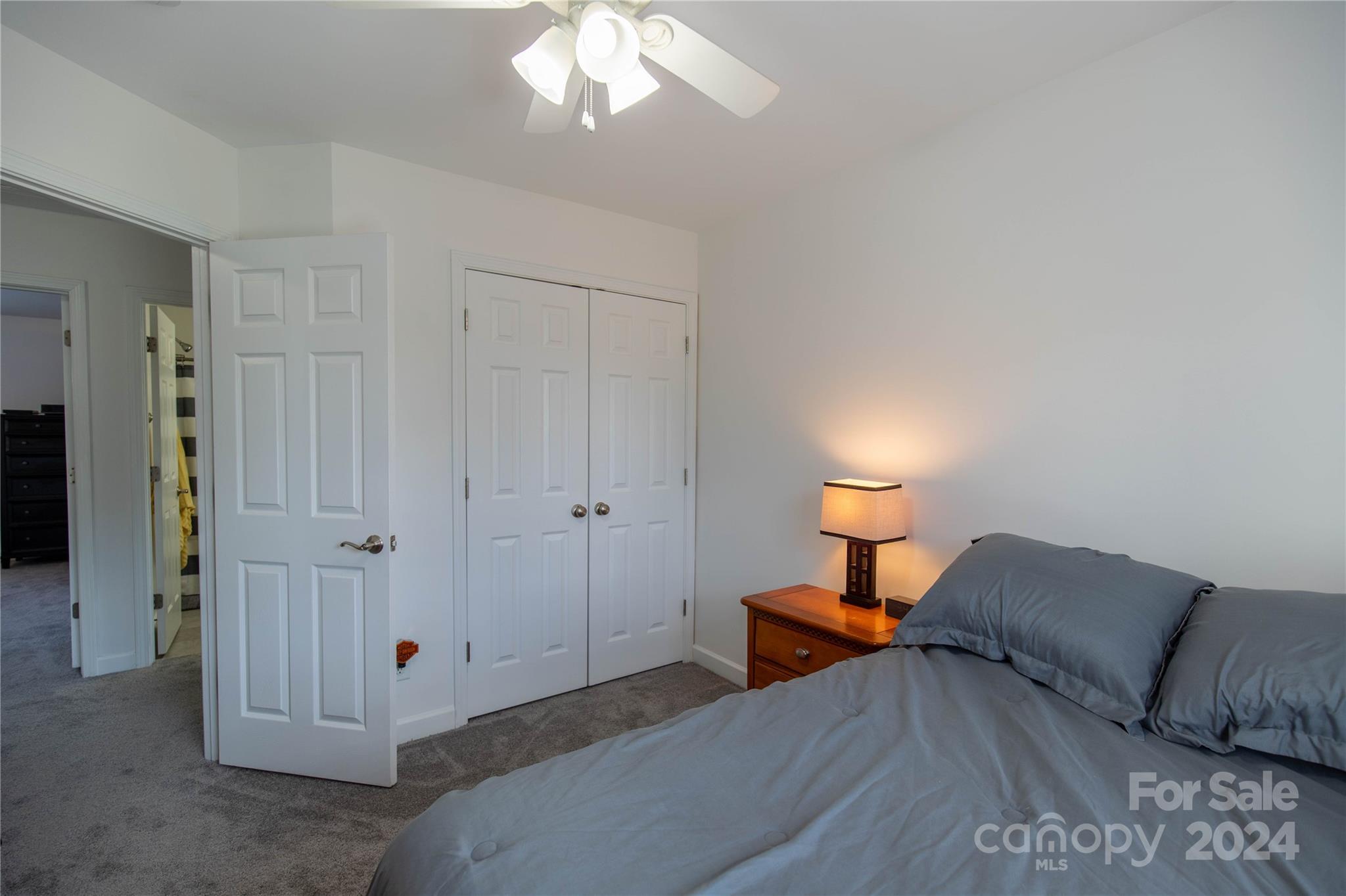 118 Midglen Court