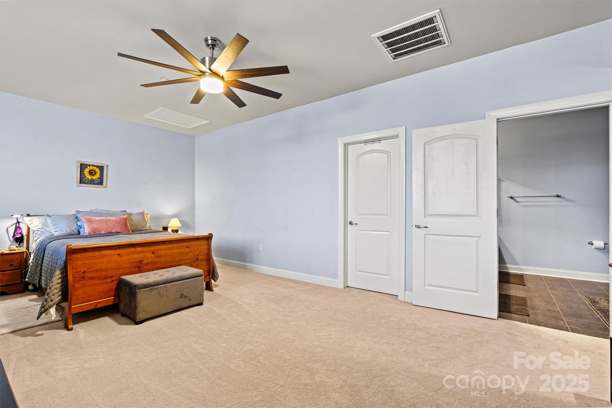 121 Irving Avenue Unit: F