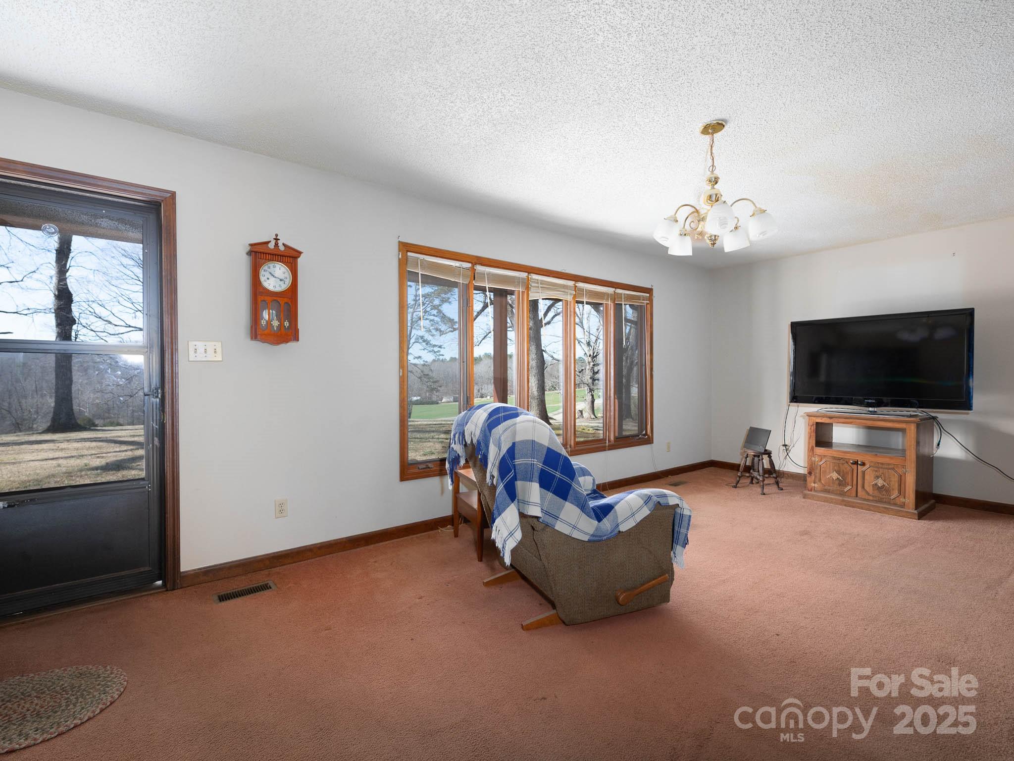 5534 Little Mountain Road
