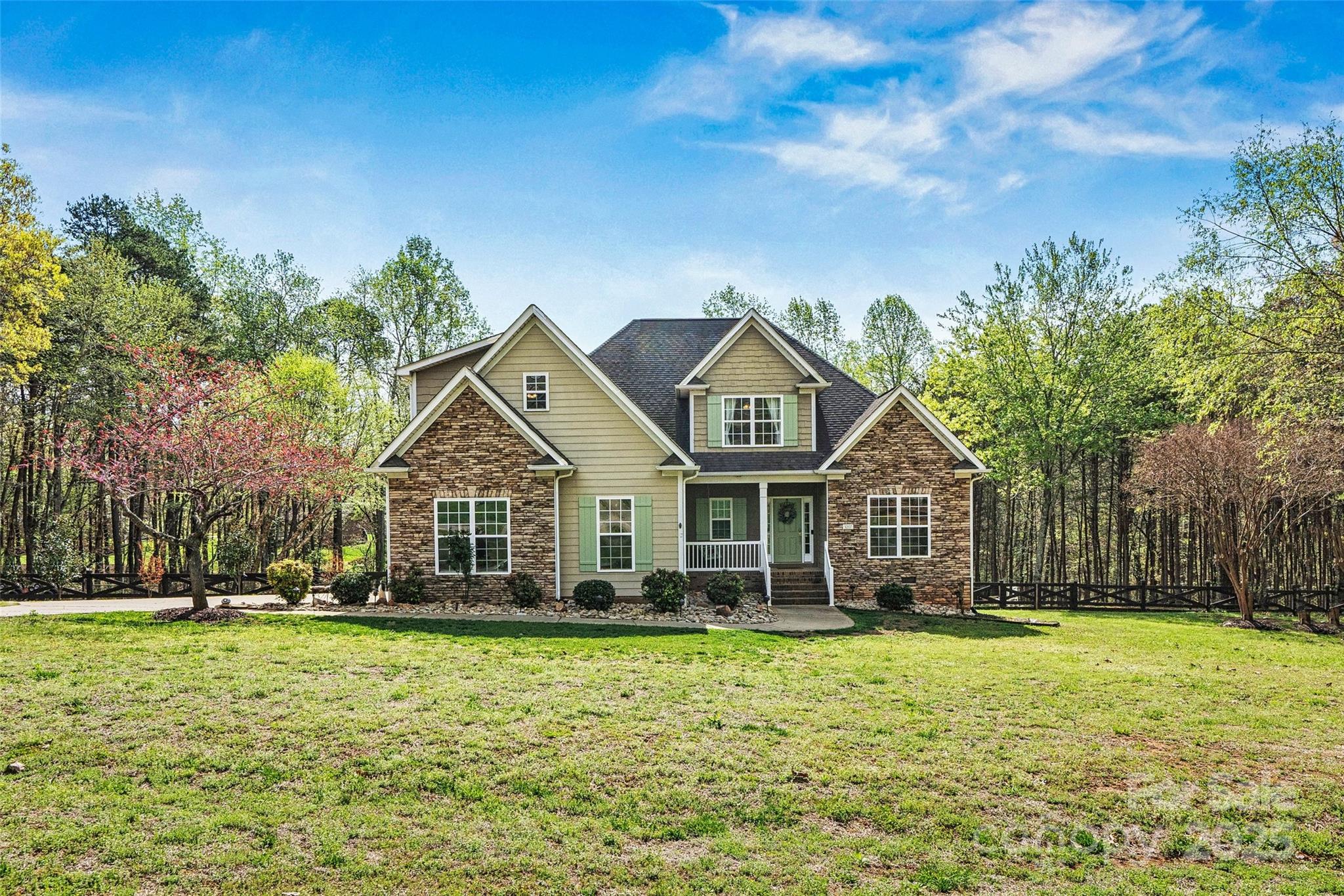 3207 Oak Ridge Circle