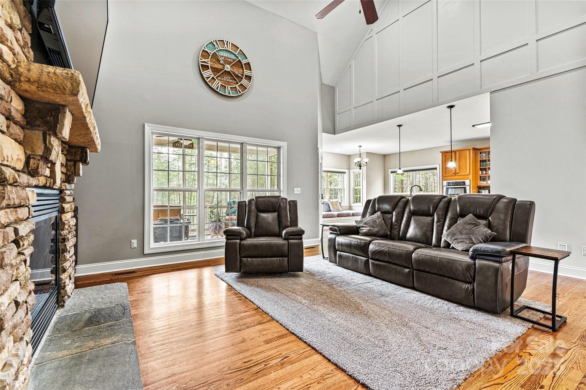 3207 Oak Ridge Circle
