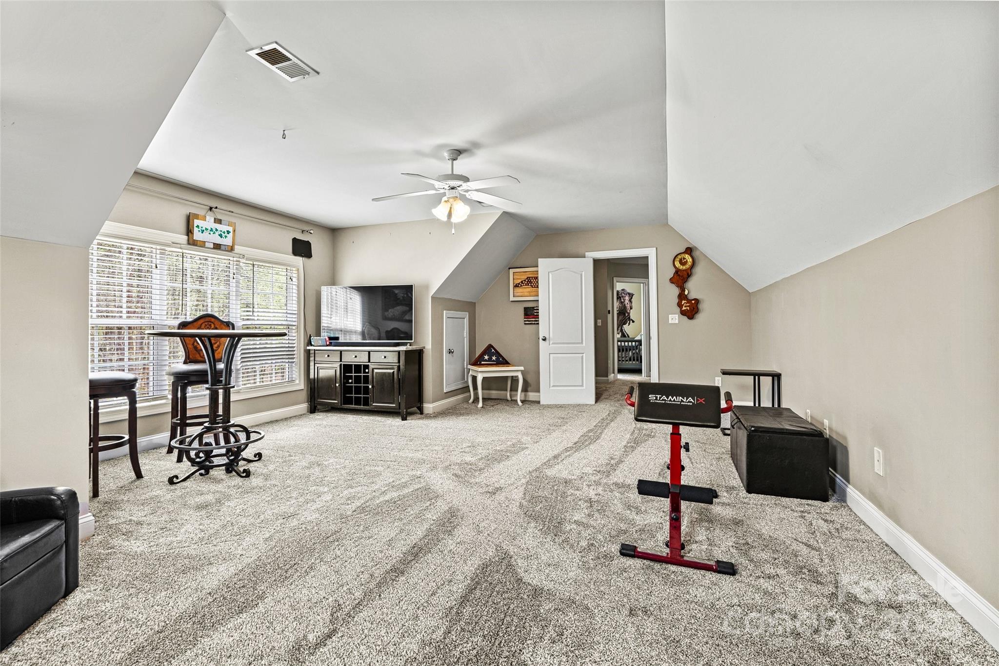 3207 Oak Ridge Circle