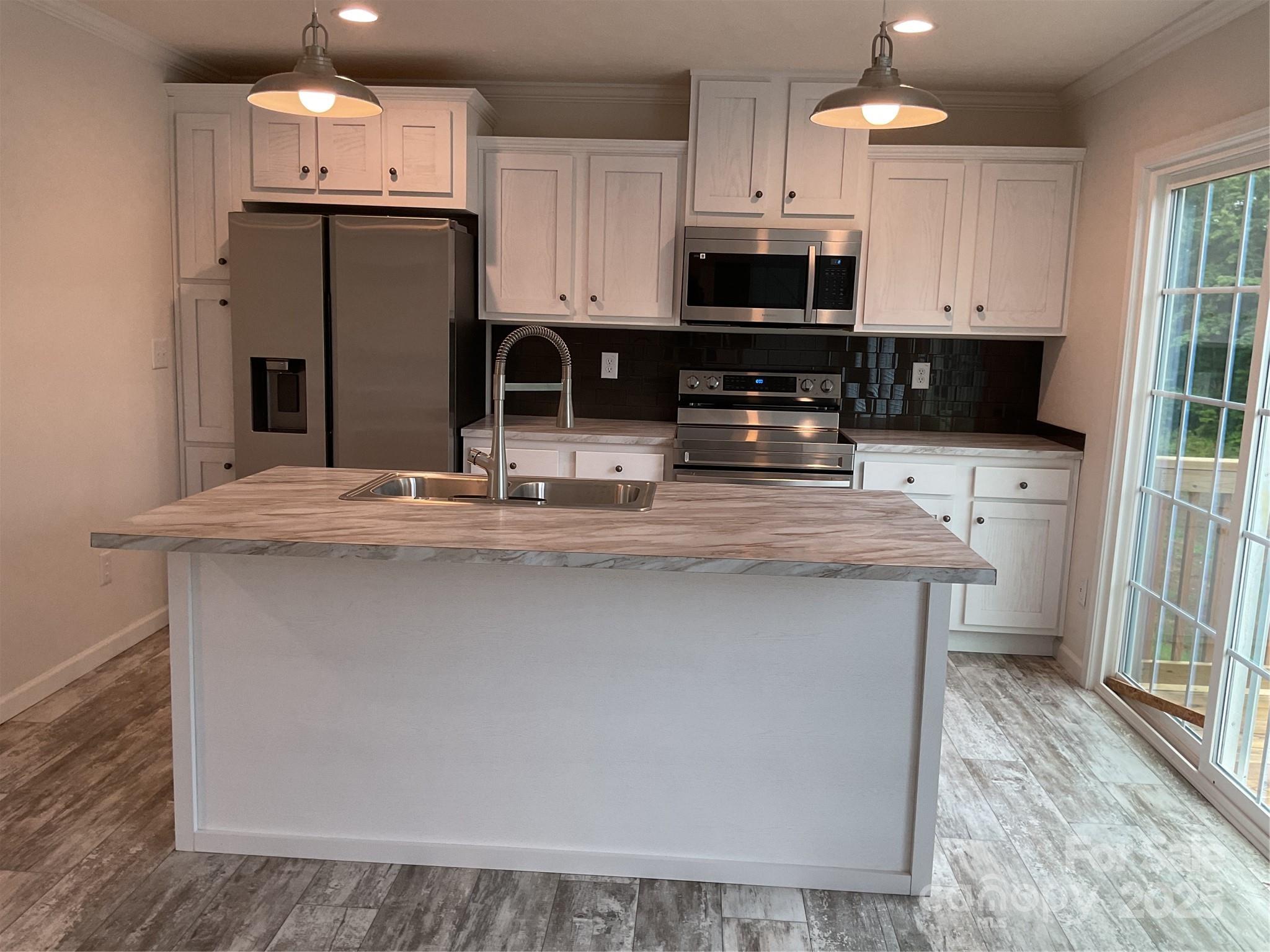 126 Zircon Drive