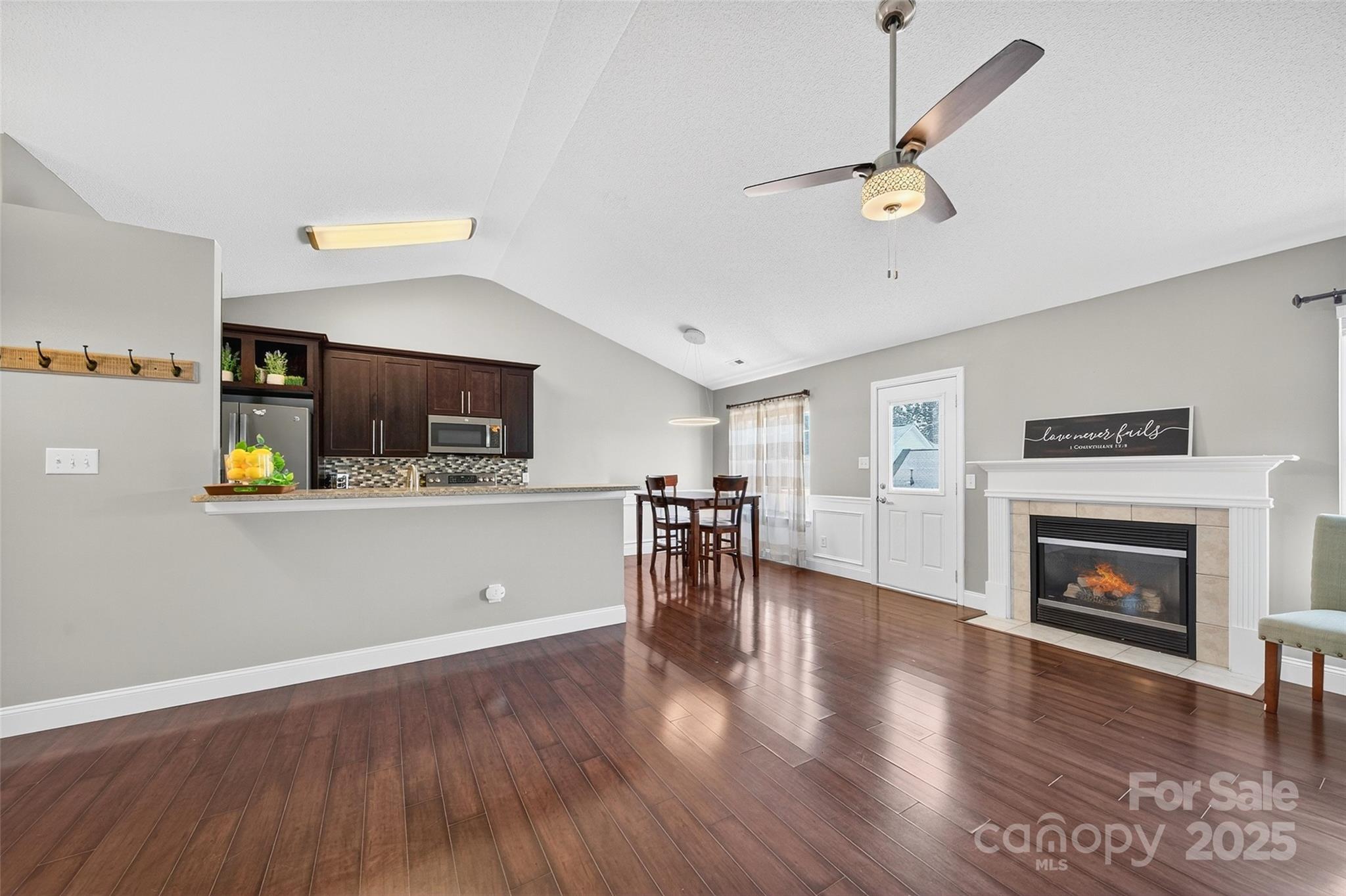 118 Milroy Lane Unit: 171