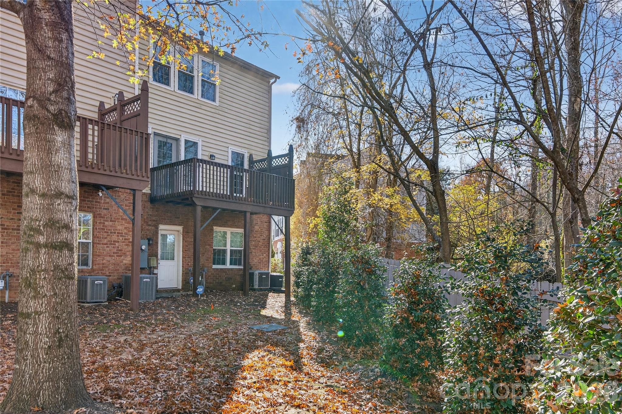 3018 Castleberry Court