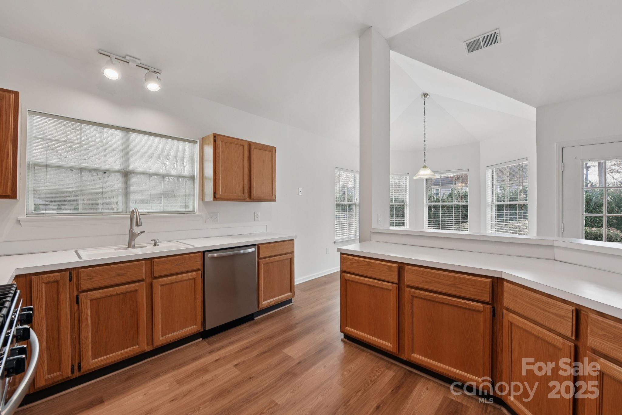 121 Ashford Hollow Lane