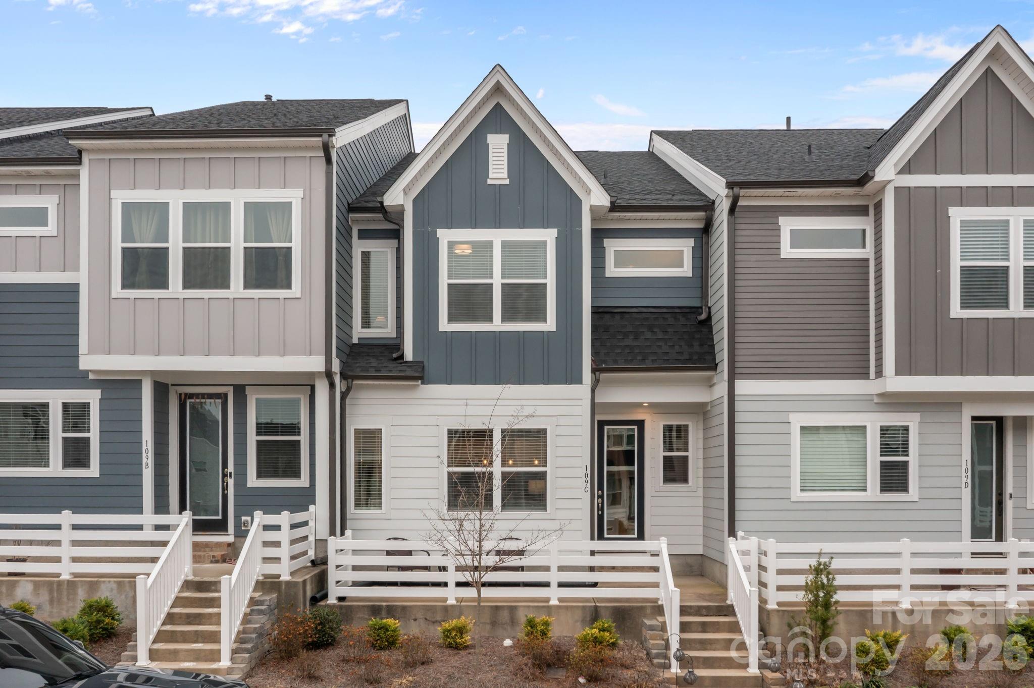 109 Isleworth Avenue Unit: C