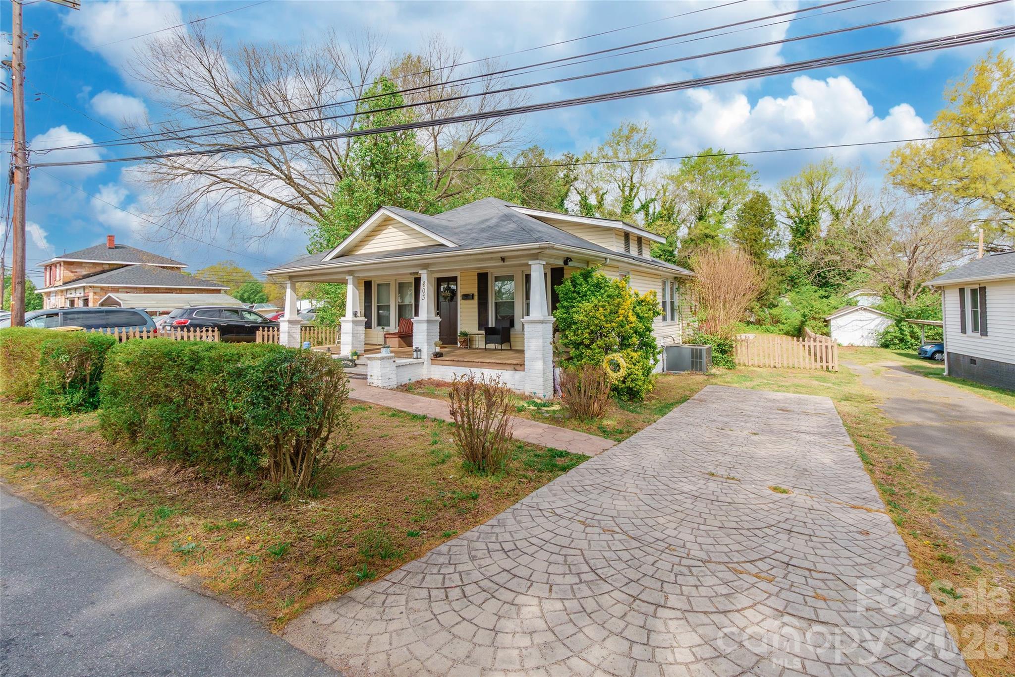 603 Fairview Street