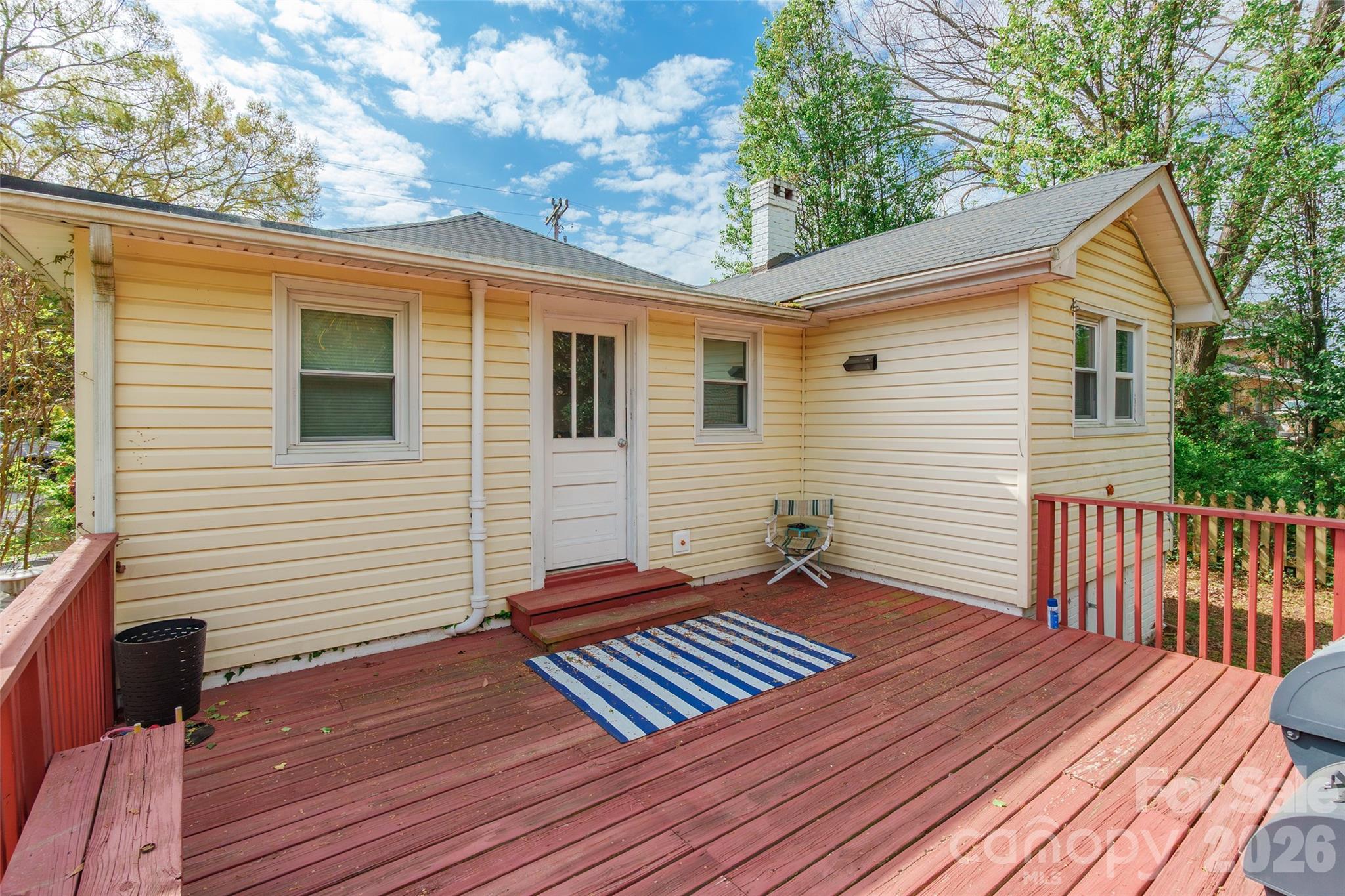 603 Fairview Street
