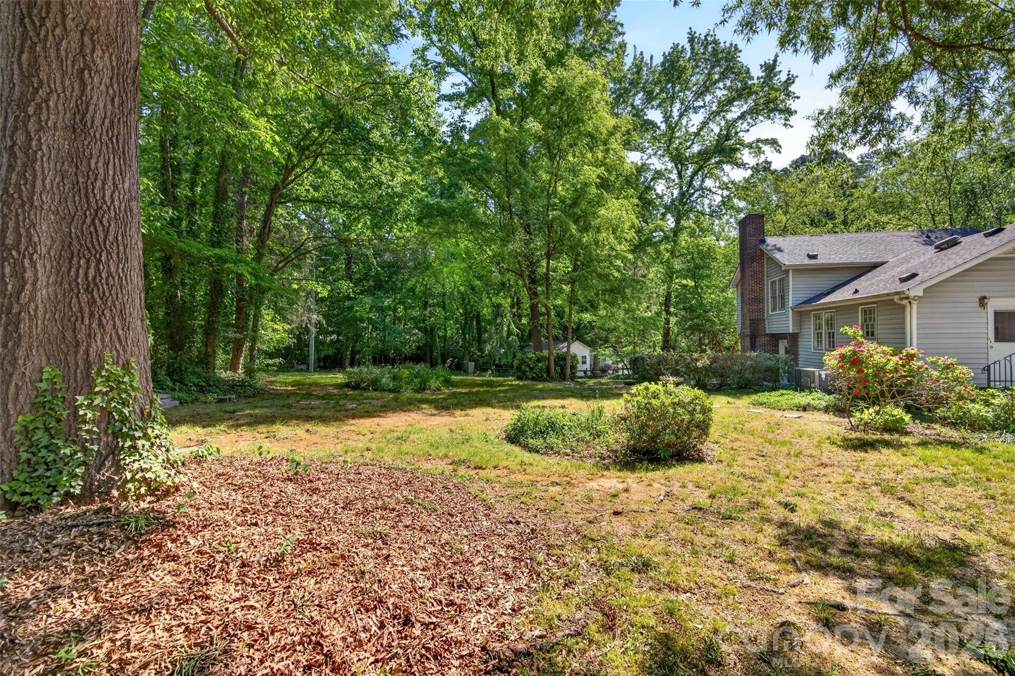 1511 Ormsby Court
