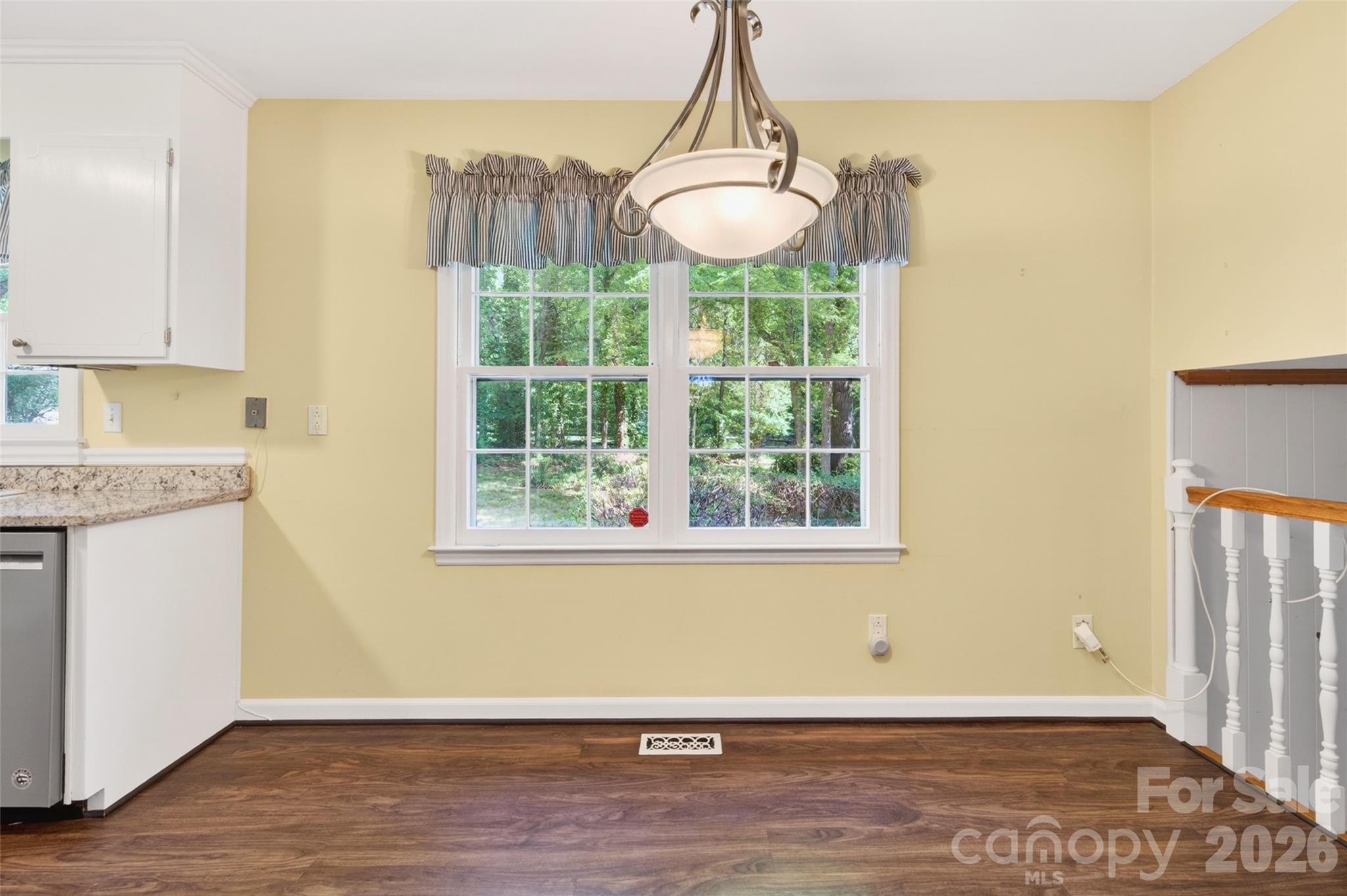 1511 Ormsby Court