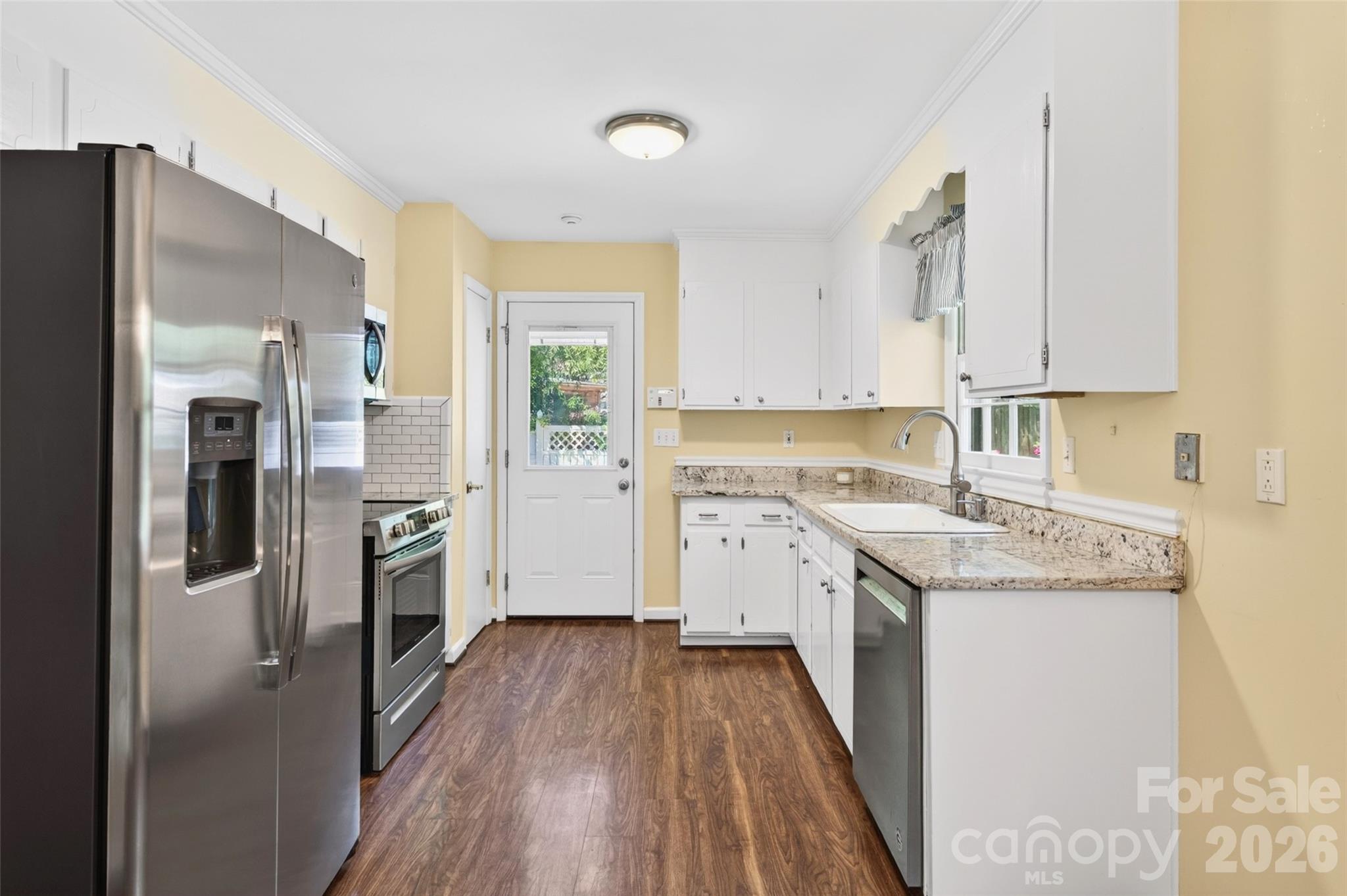 1511 Ormsby Court