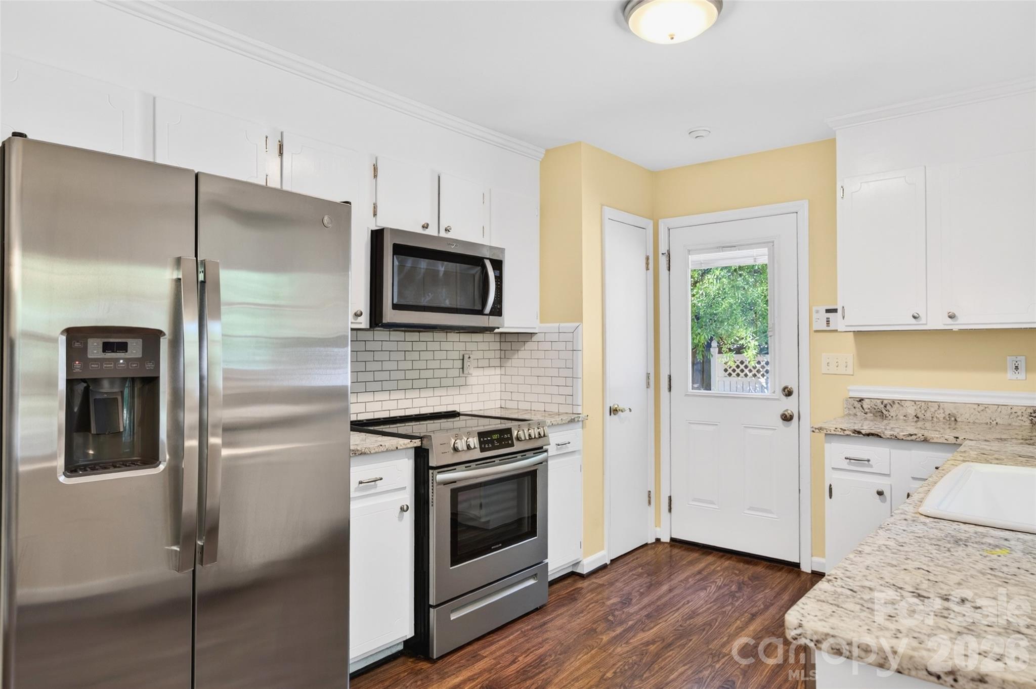 1511 Ormsby Court